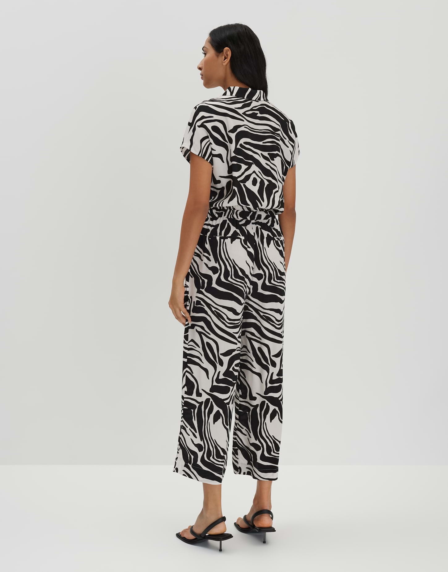 Cetara (Black)