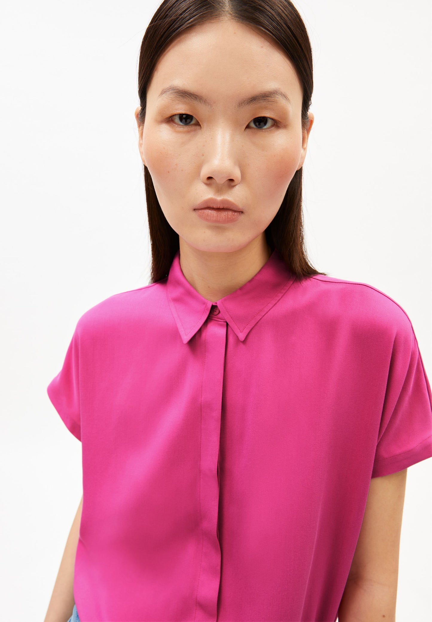 Larisaana Blouse (Very Berry)
