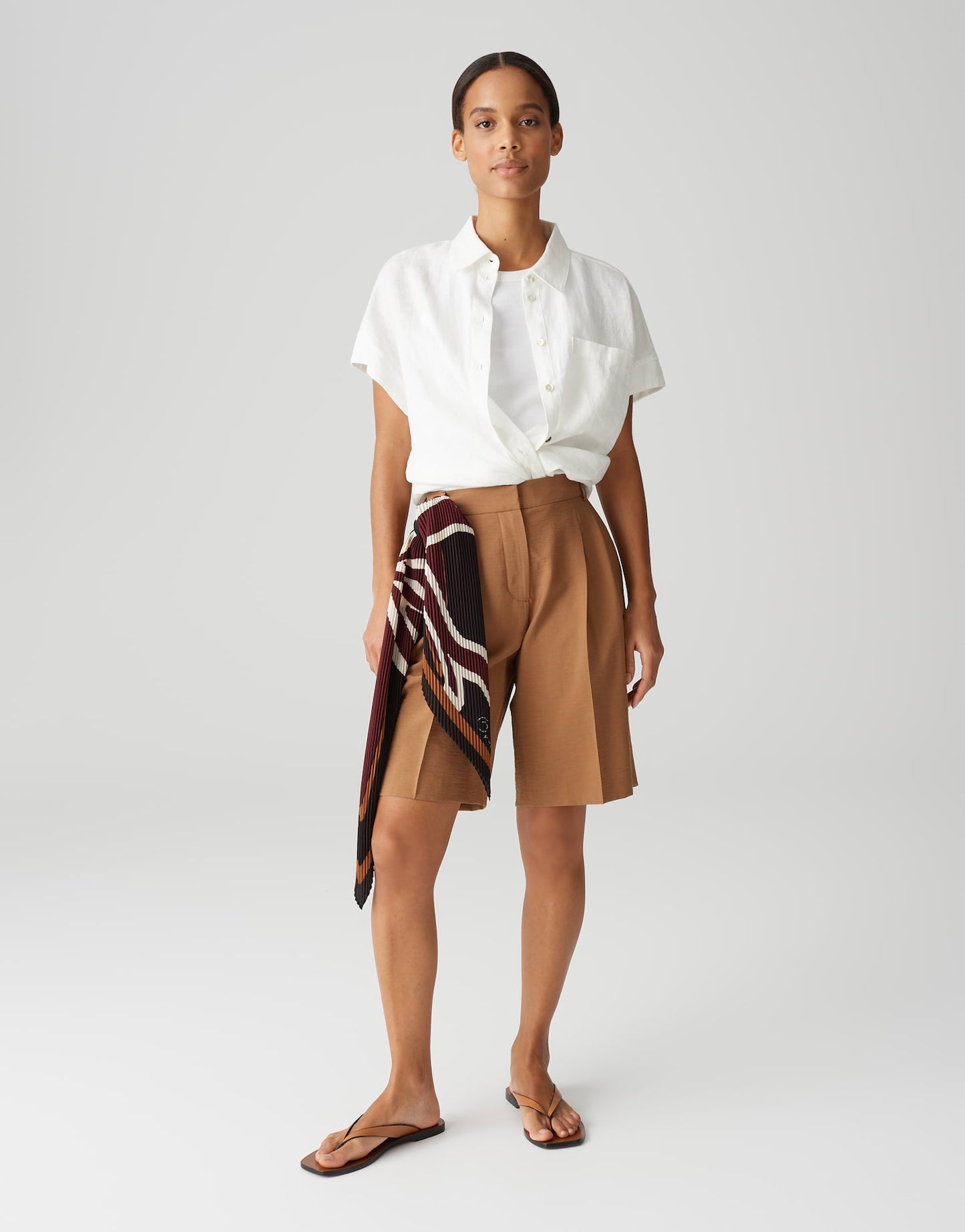 Maiga bermuda (Golden Oak)