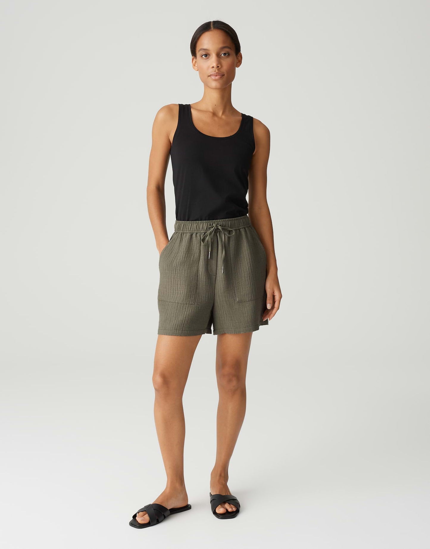 Melane shorts (Olive Leaf)