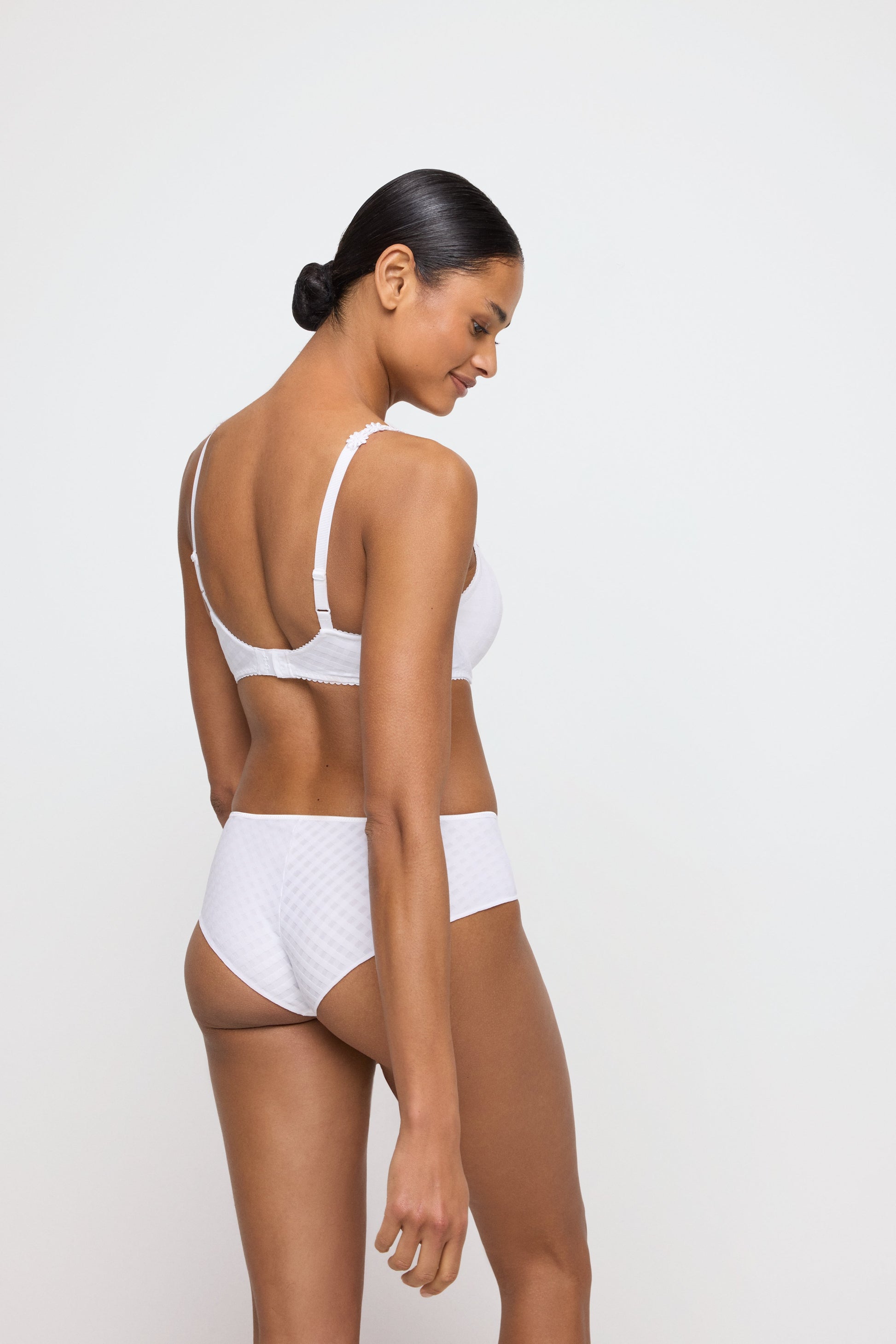 AVERO weiss Hotpants (Wit)