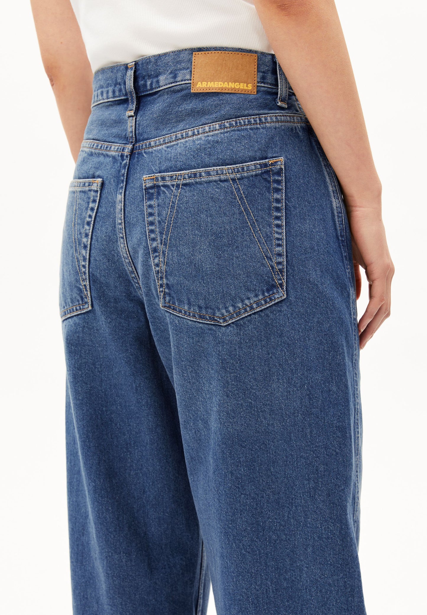 Baarly High Waist Barrel Jean (Crunchy)