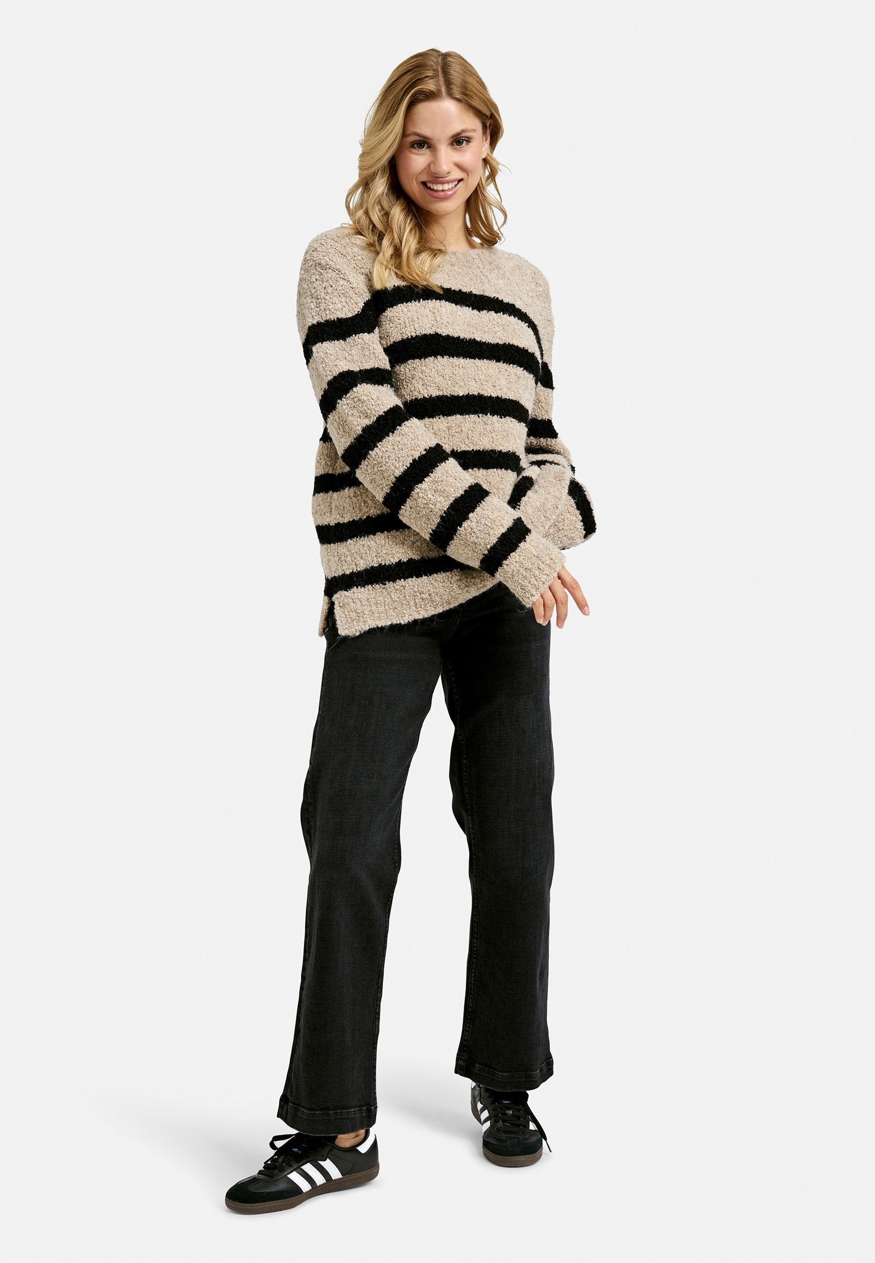 Stripe round neck Knit (Cappuccino Prin)