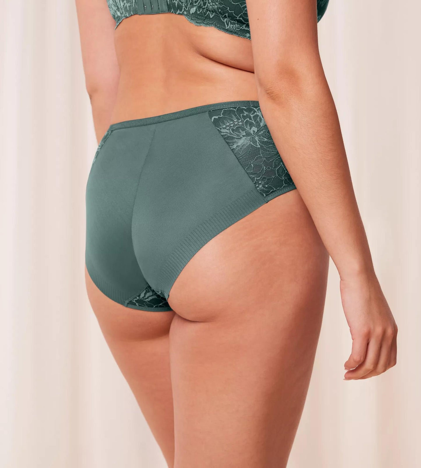 Amourette Charm T Maxi02 (Smoky Green)