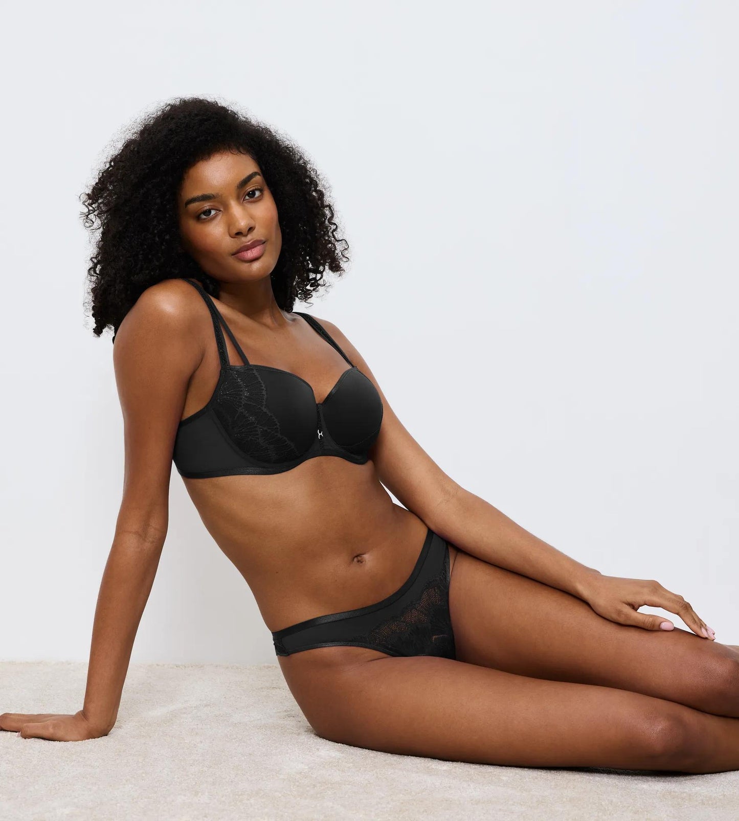Palina Moonlight Kiss WHP (Black)