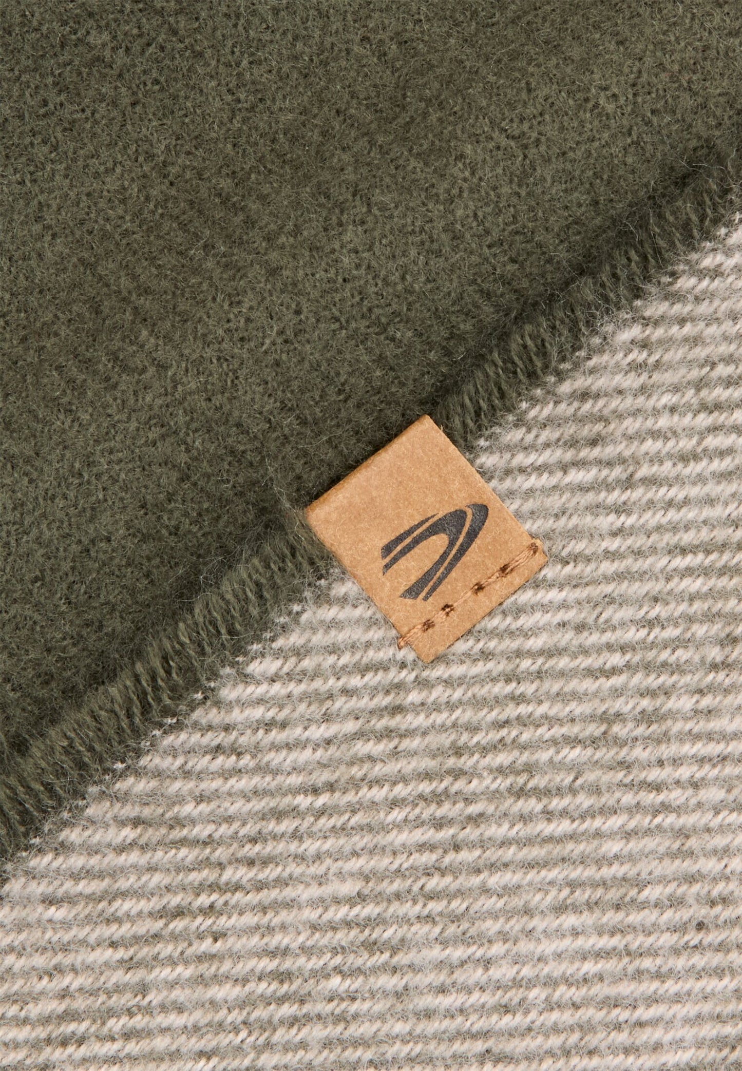 Schal aus recyceltem Polyester (Mauve Pink)