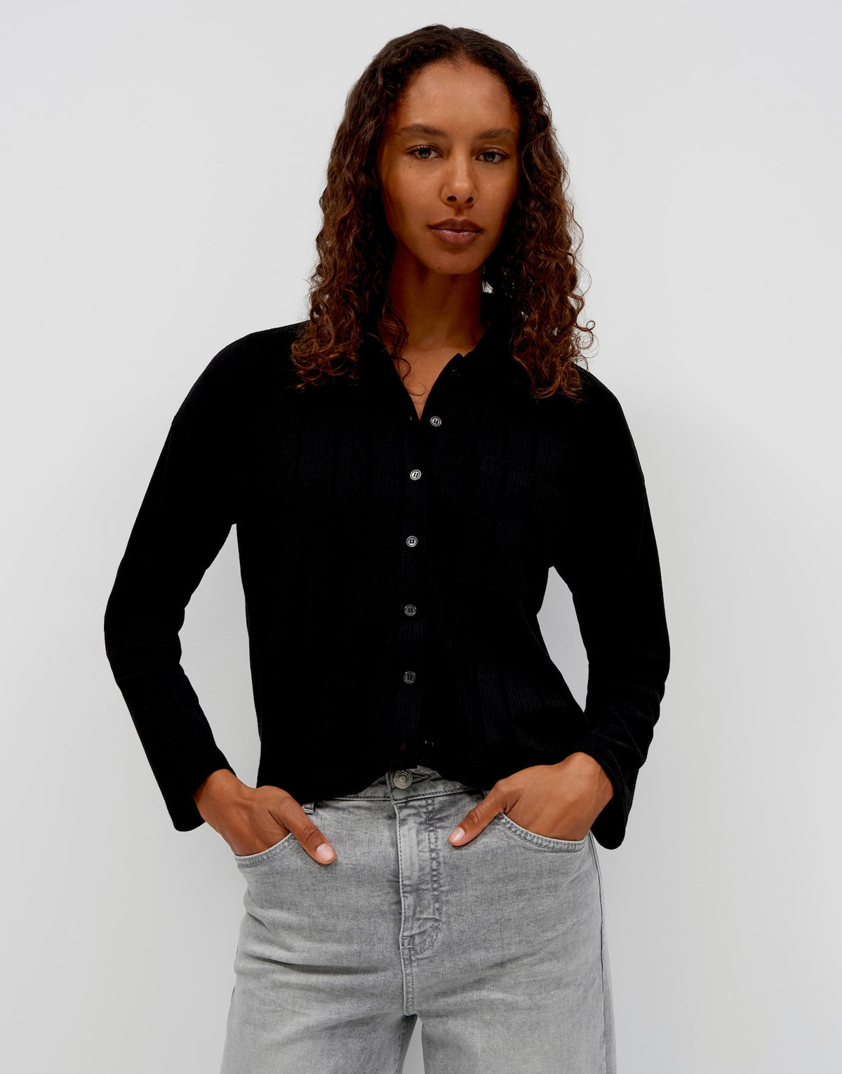 Sawoni (Black)