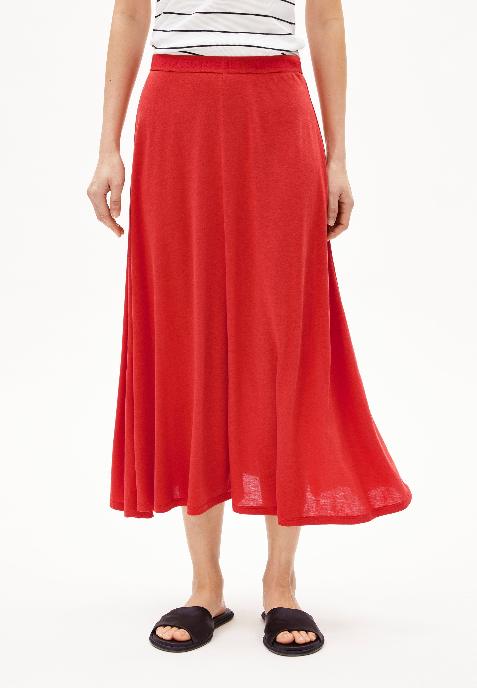 Ileniaa Laraa (Coral Blush)