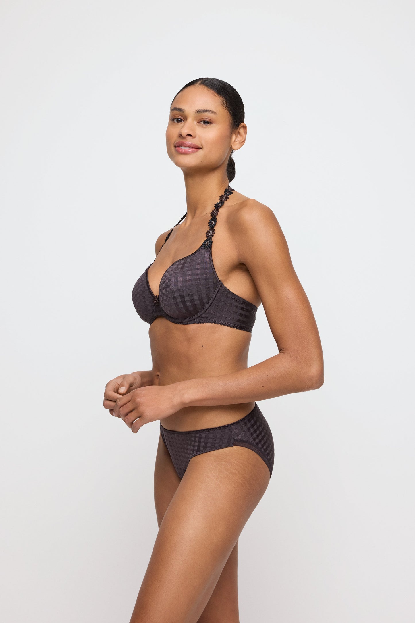 AVERO sweet chocolate Unterlegter BH Herzform (Swc)