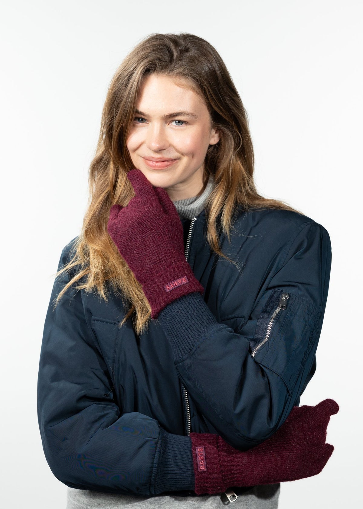 Ardelve Gloves (Red Aubergine)