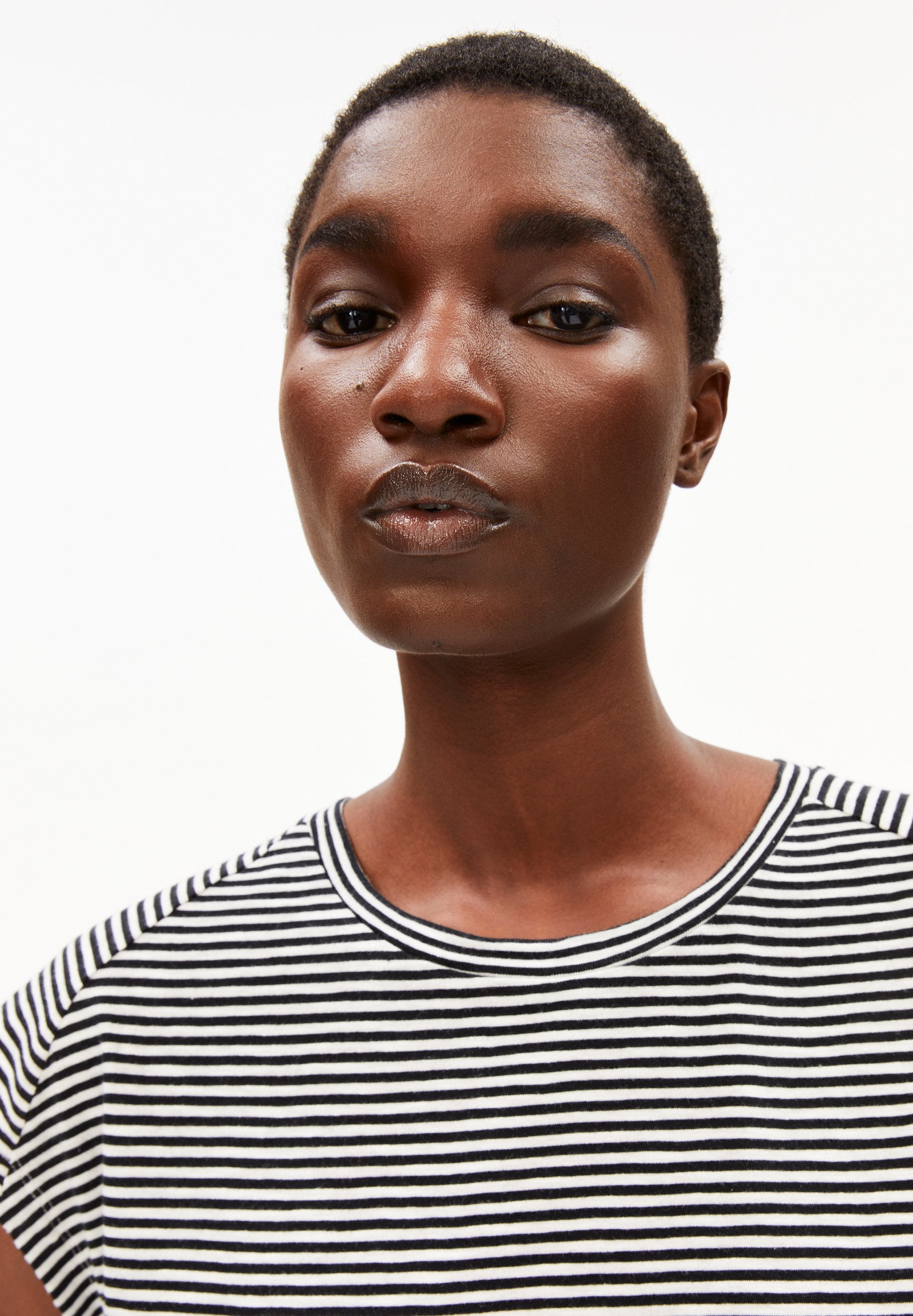 Oneliaa Lovely Stripes (Black-oatmilk)