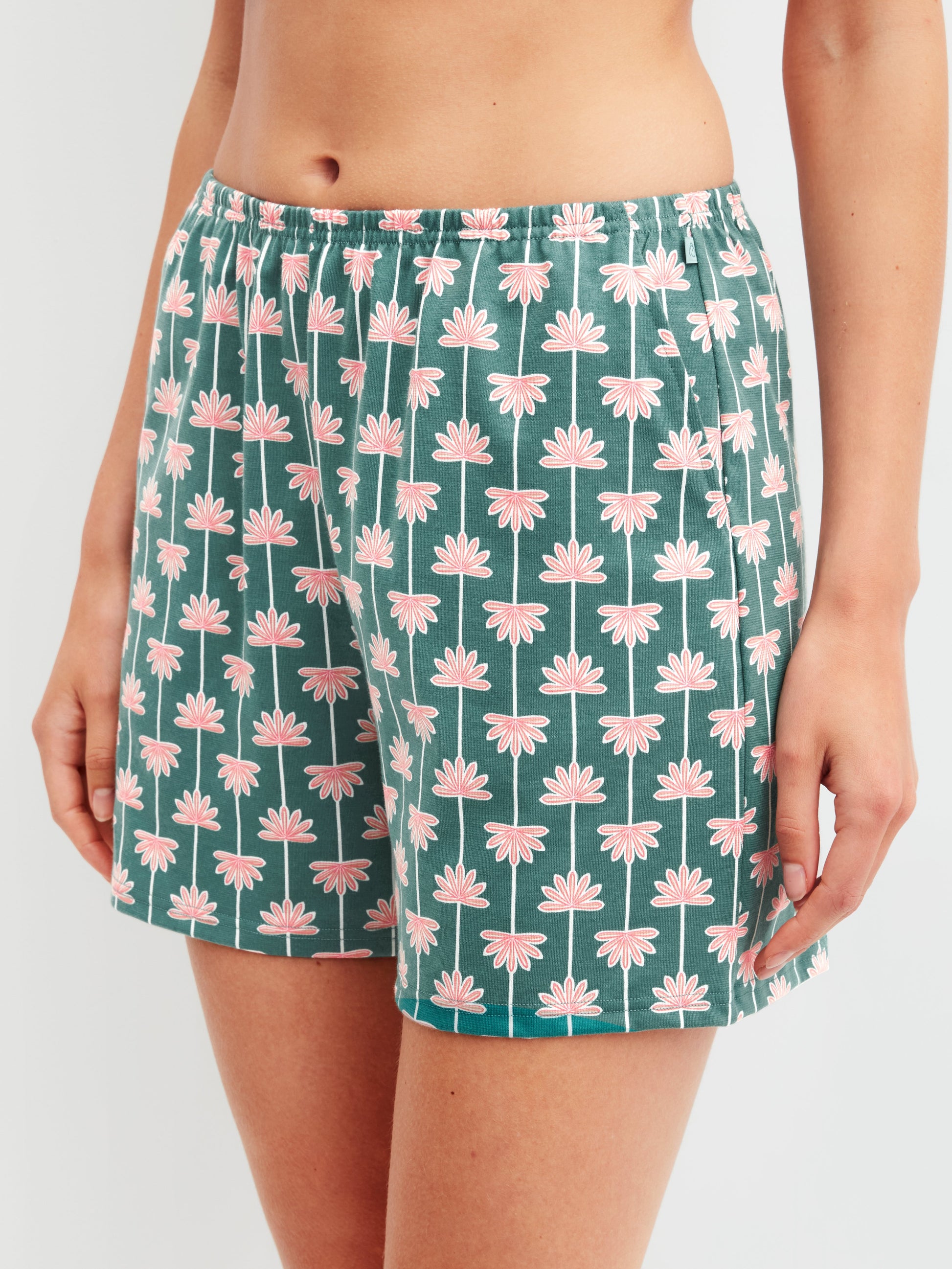 WOMEN Shorts (North Sea Green)