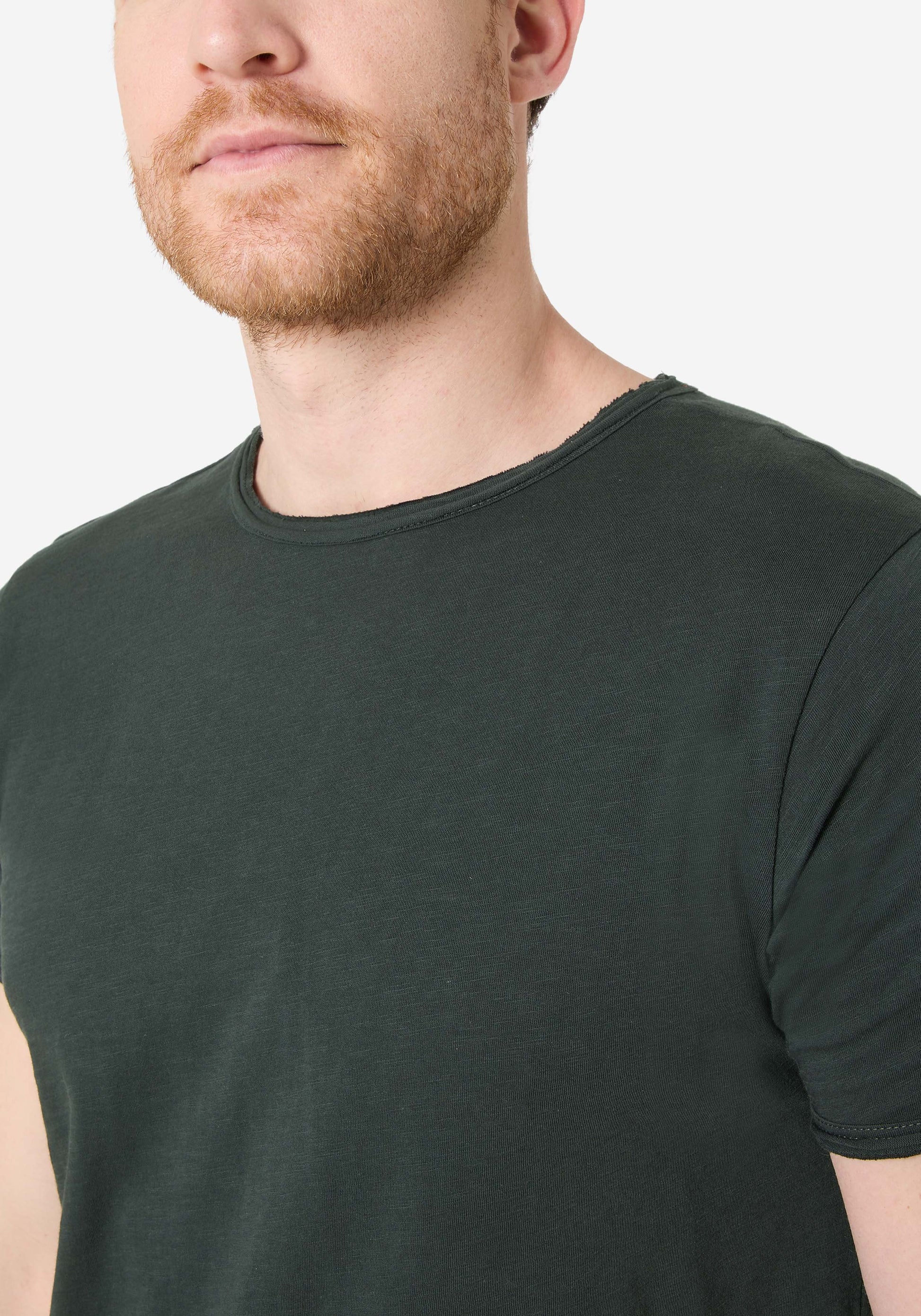 Ripped Basic T-Shirt (Jet Black)