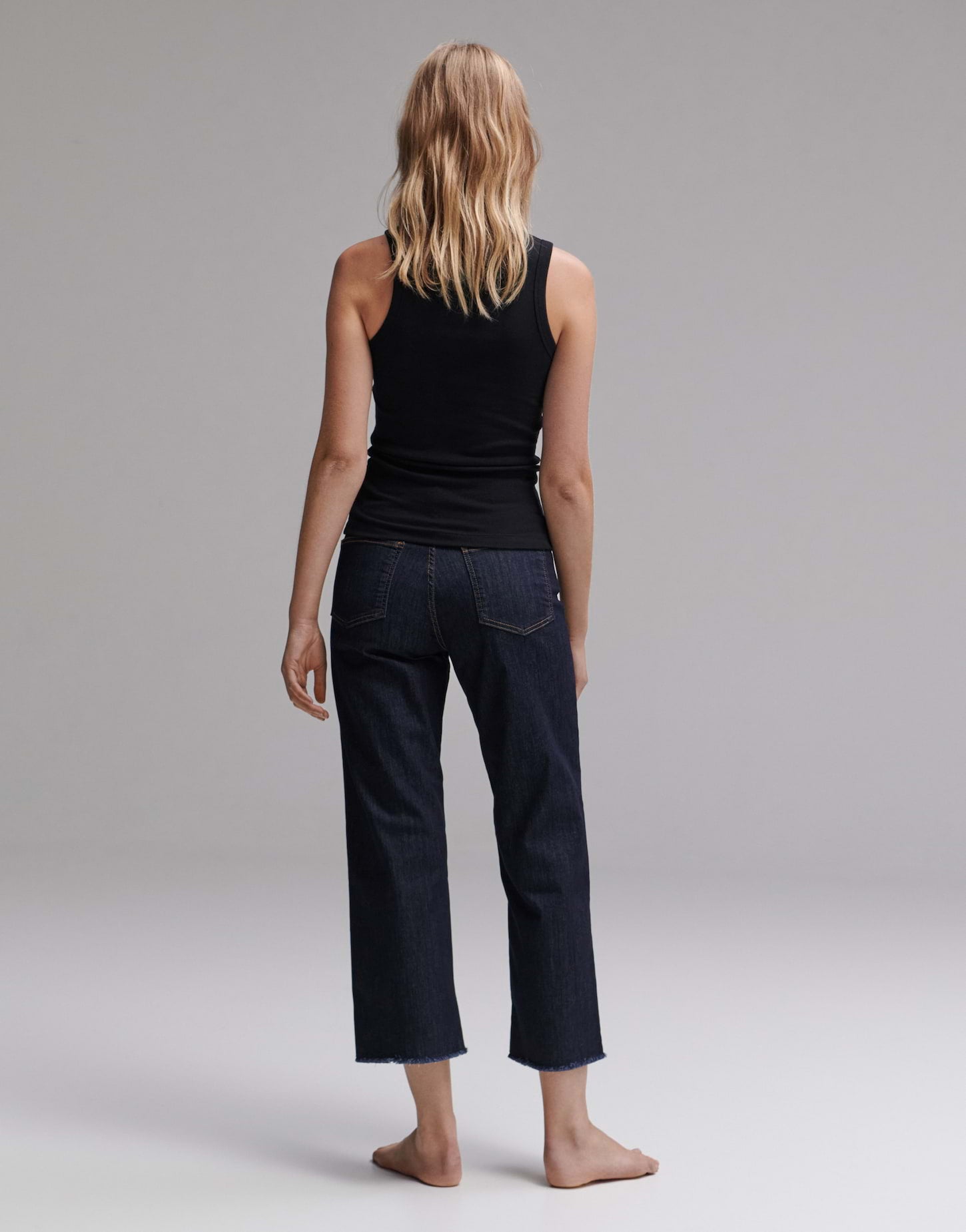 Ilesso (Black)