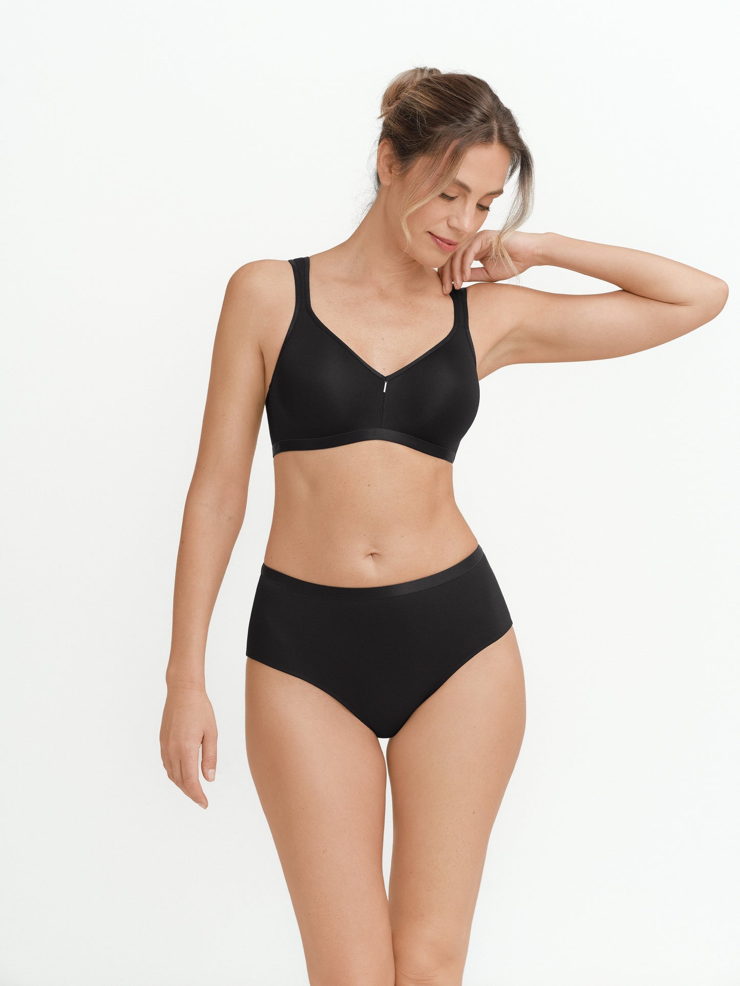 Beyond Basic - Taillenslip (Schwarz)