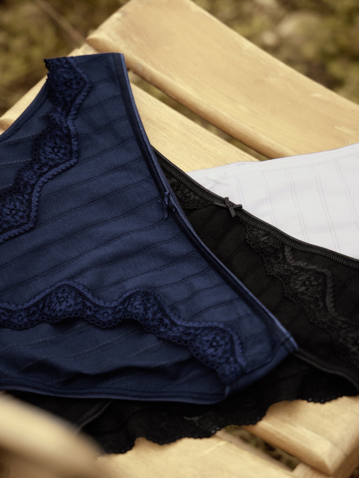 WOMEN Brief (Peacoat Blue)