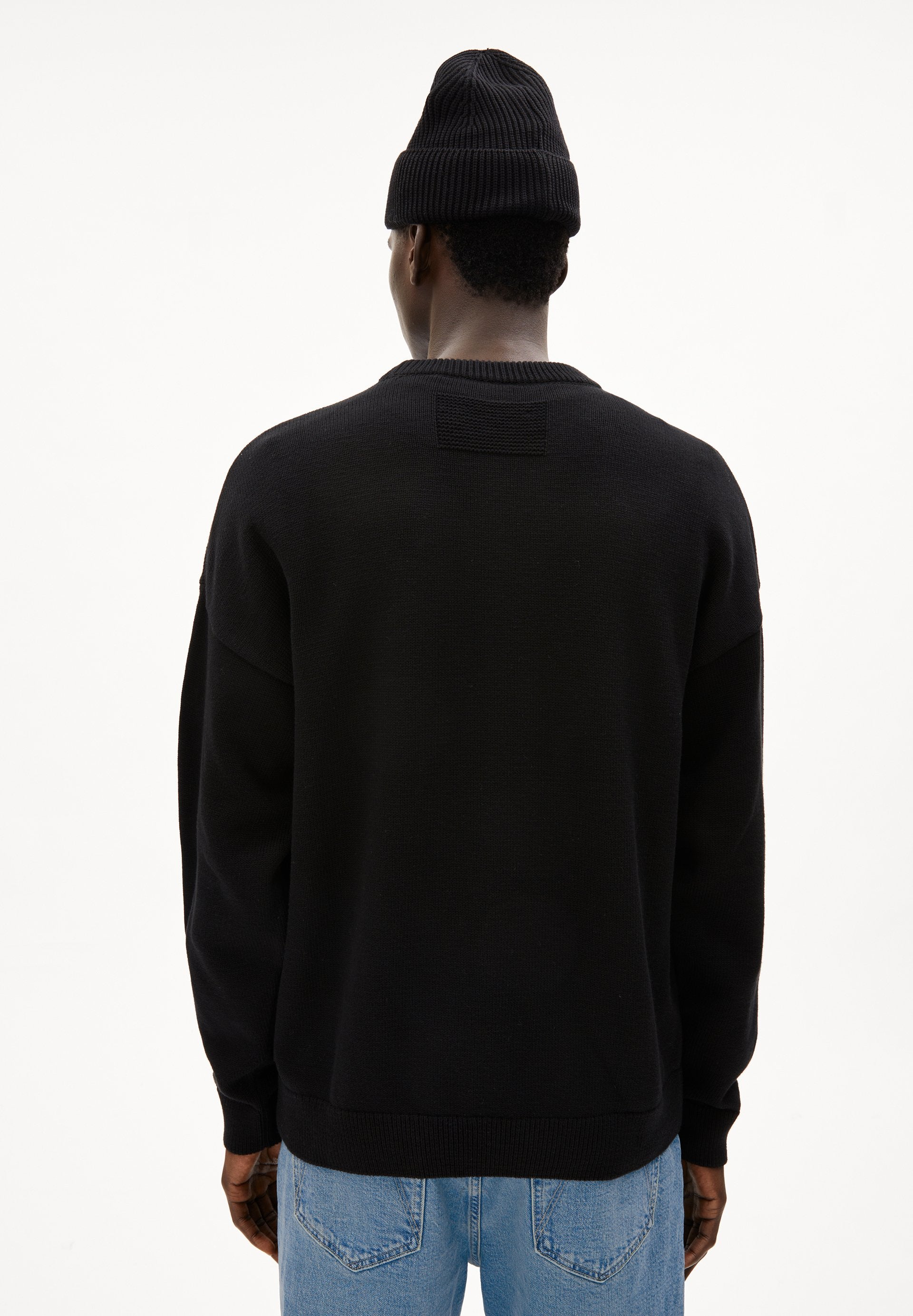 Jovaan (Black)