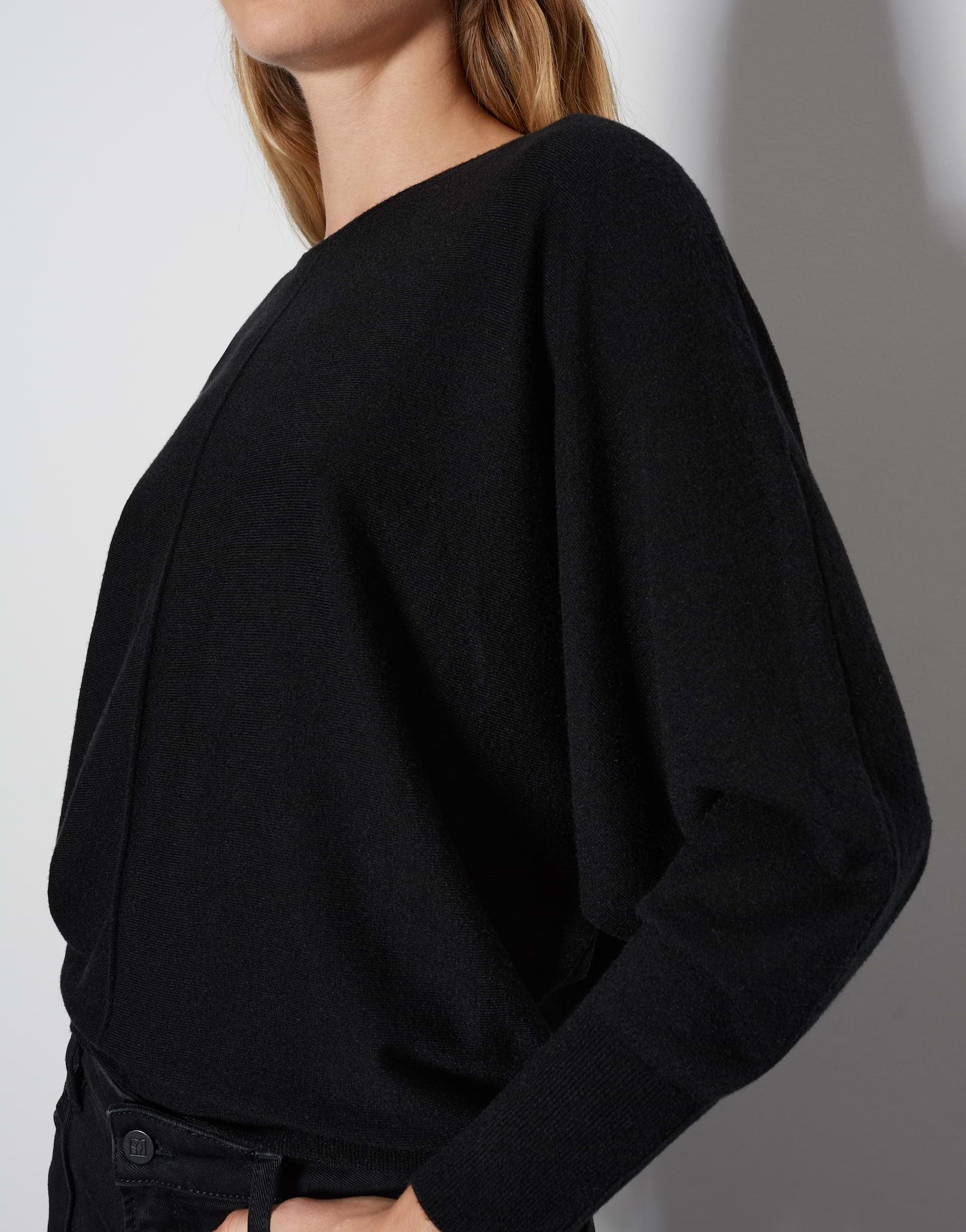 Taliya line (Black)