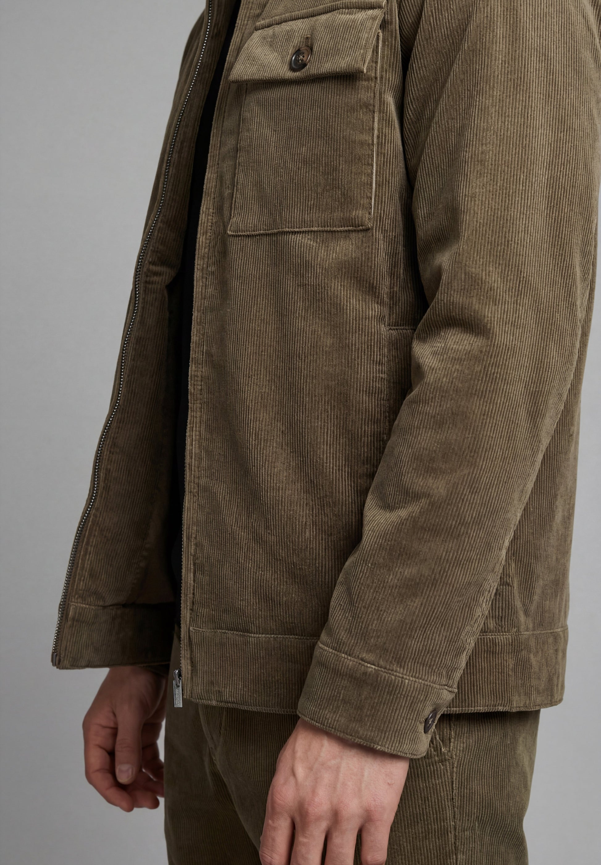 Indoor Jackets (Grape Leaf)