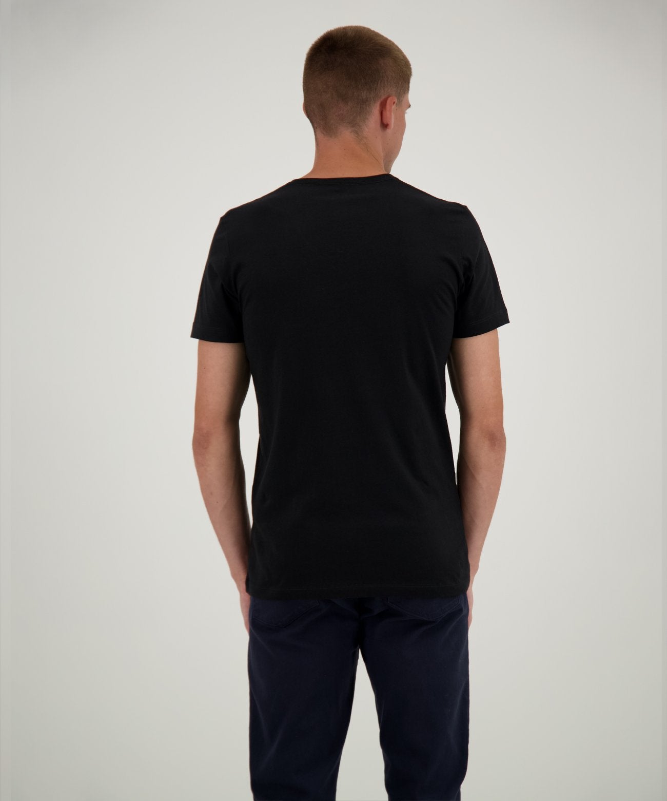 2 T-Shirt Doppelpack Bodyfit mit V-Ausschnitt (Schwarz)