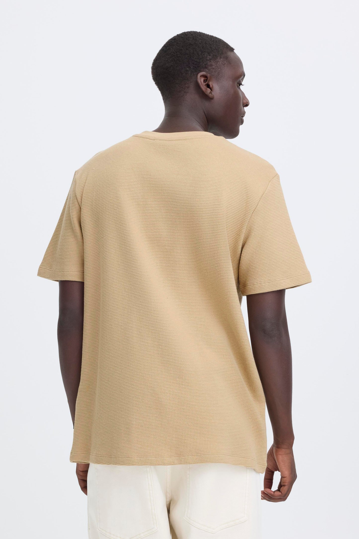 Bhfillip Tee (Cornstalk)
