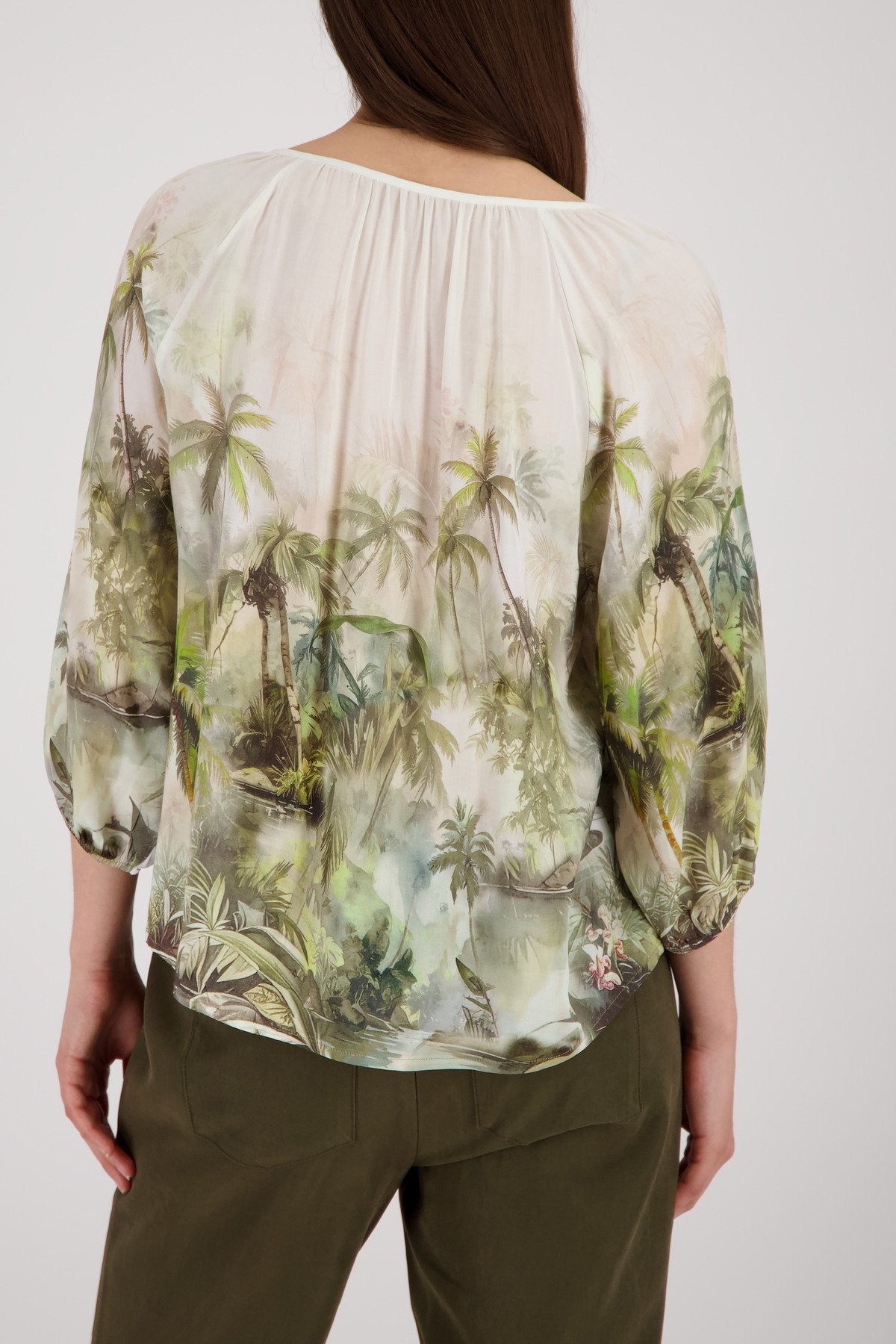 Bluse (Olive Gemustert)