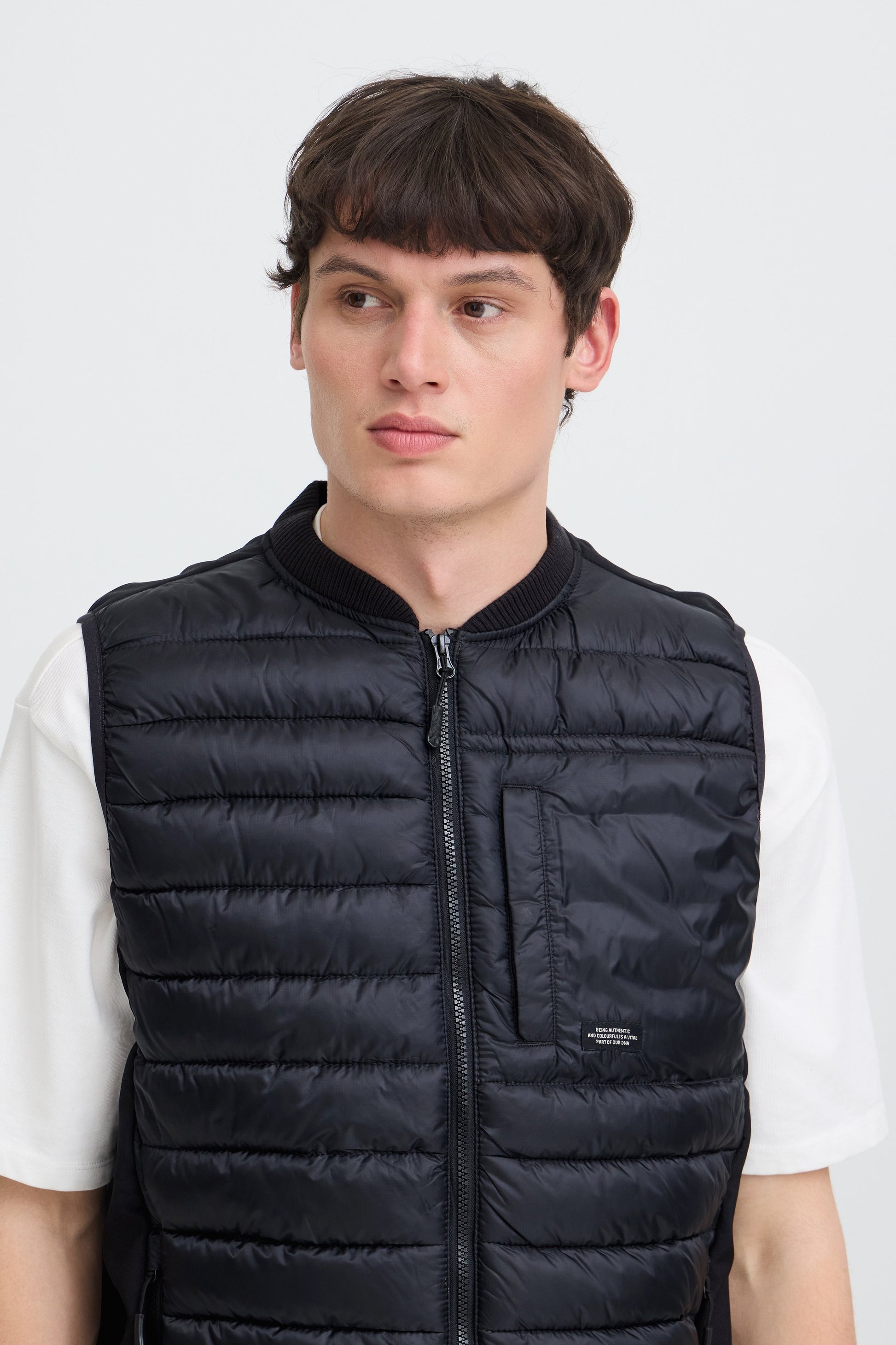 Bheverest Vest (Black Beauty)