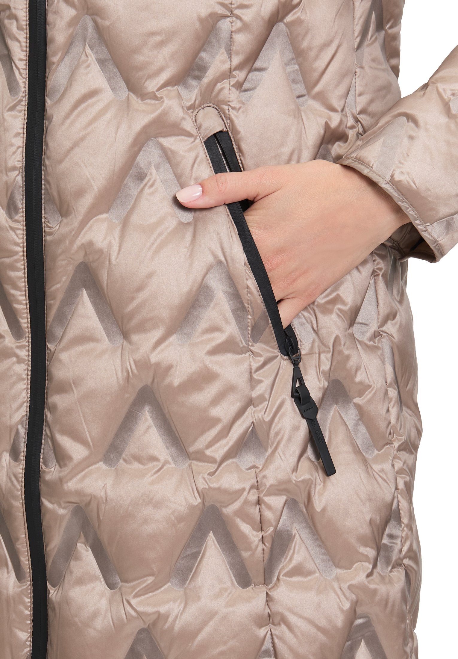 Daunenmantel (Dark Sand)