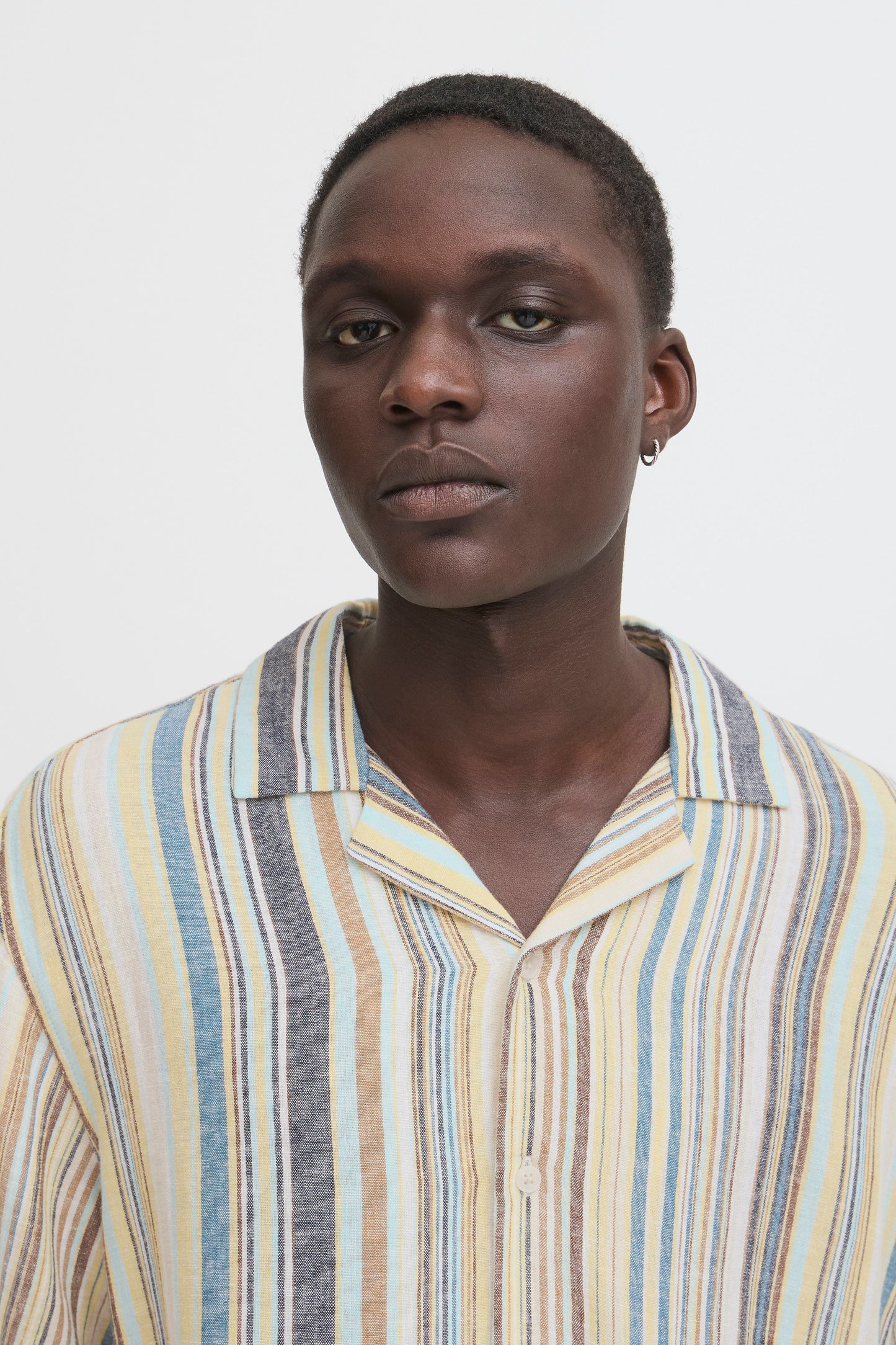 BHAKIS Shirt (Blue Ashes)