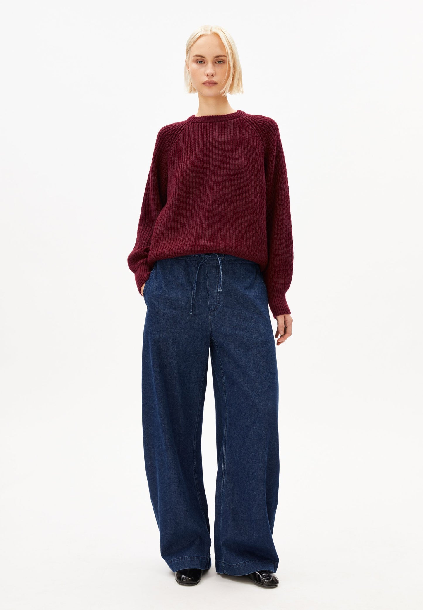 Rib Knit Sweater (Velvet Red)