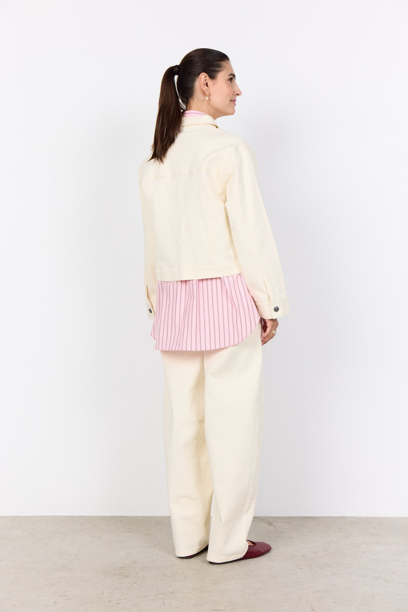 Sc-bess 1 (Cream)