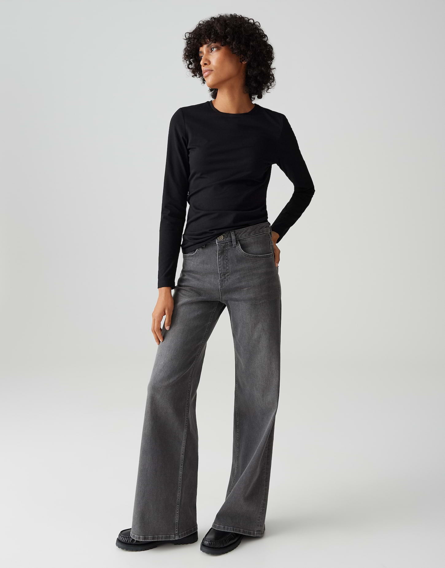 Smilla (Black)