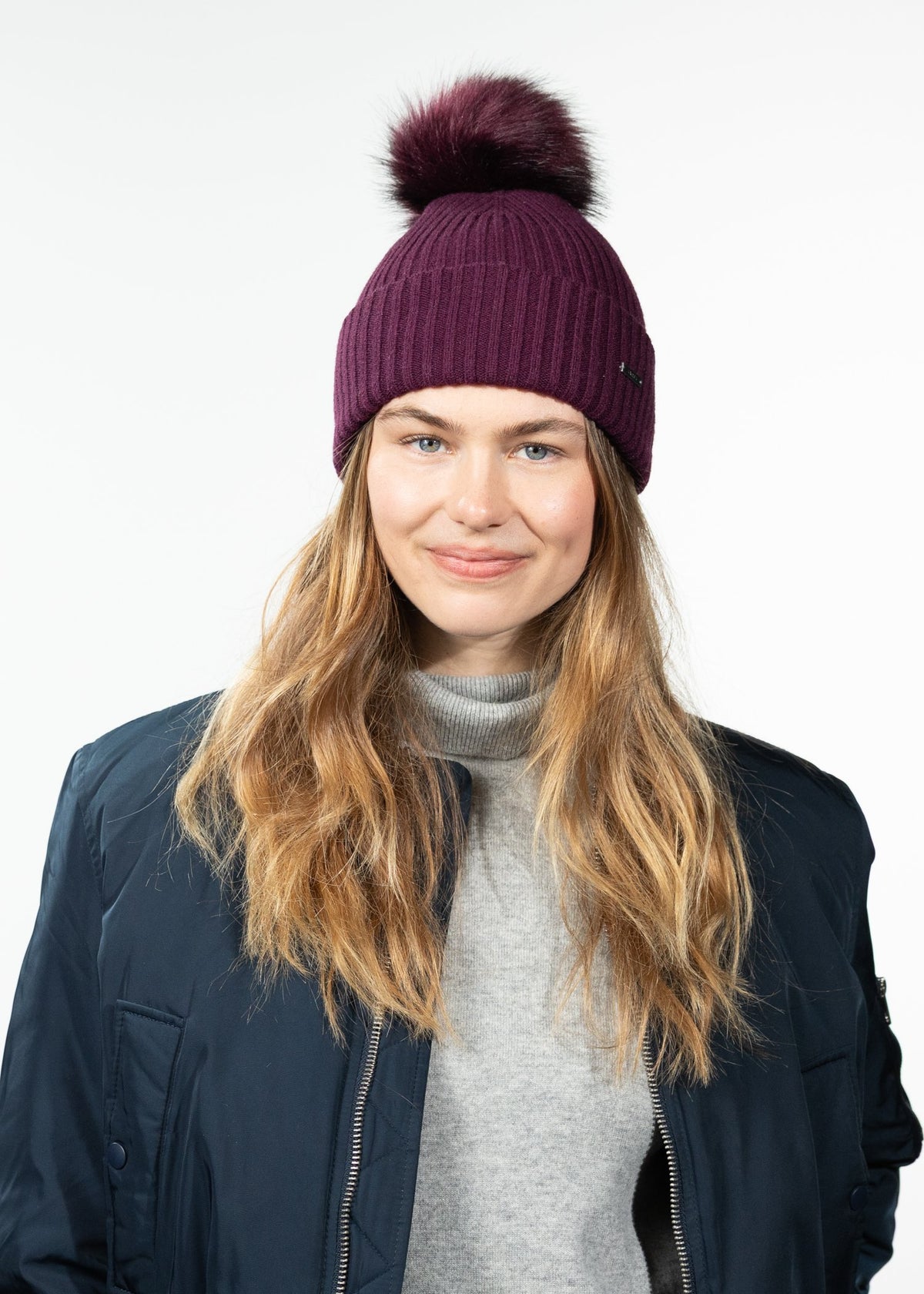 Kenzie Beanie (Red Aubergine)