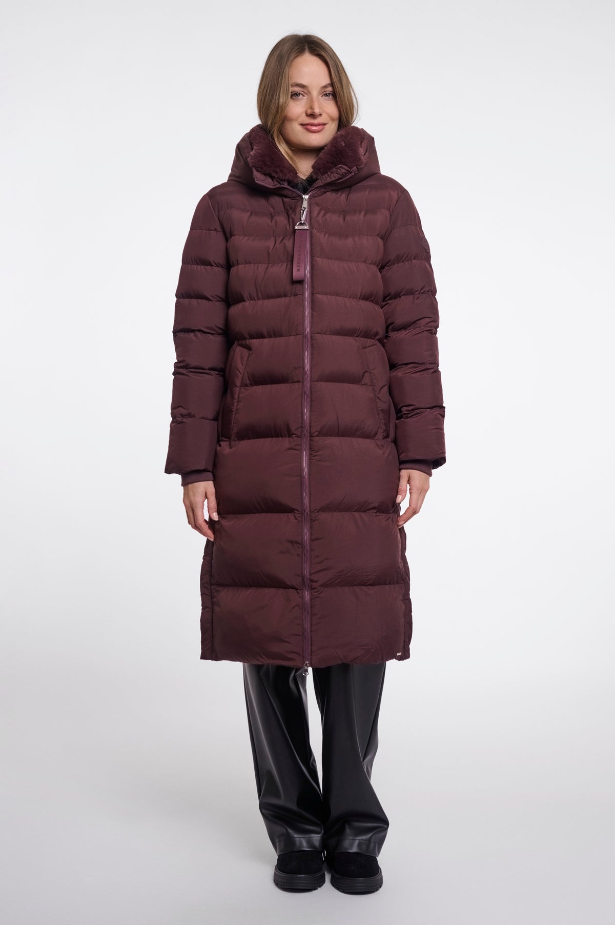 Hudson.7002612 (Fudge Cloak)