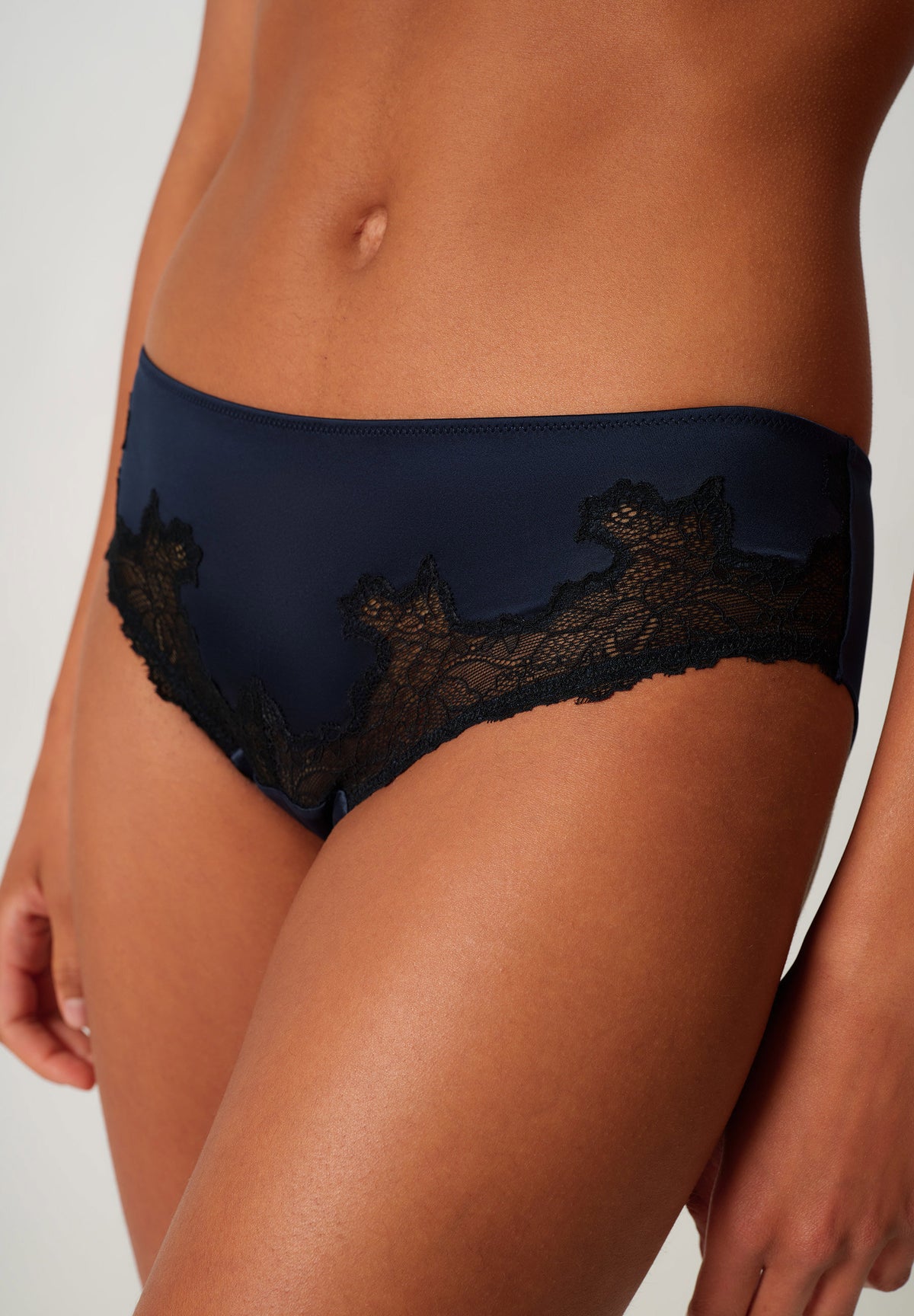 Skiny Damen Cheeky Panty Satin Dreams (Black Iris)