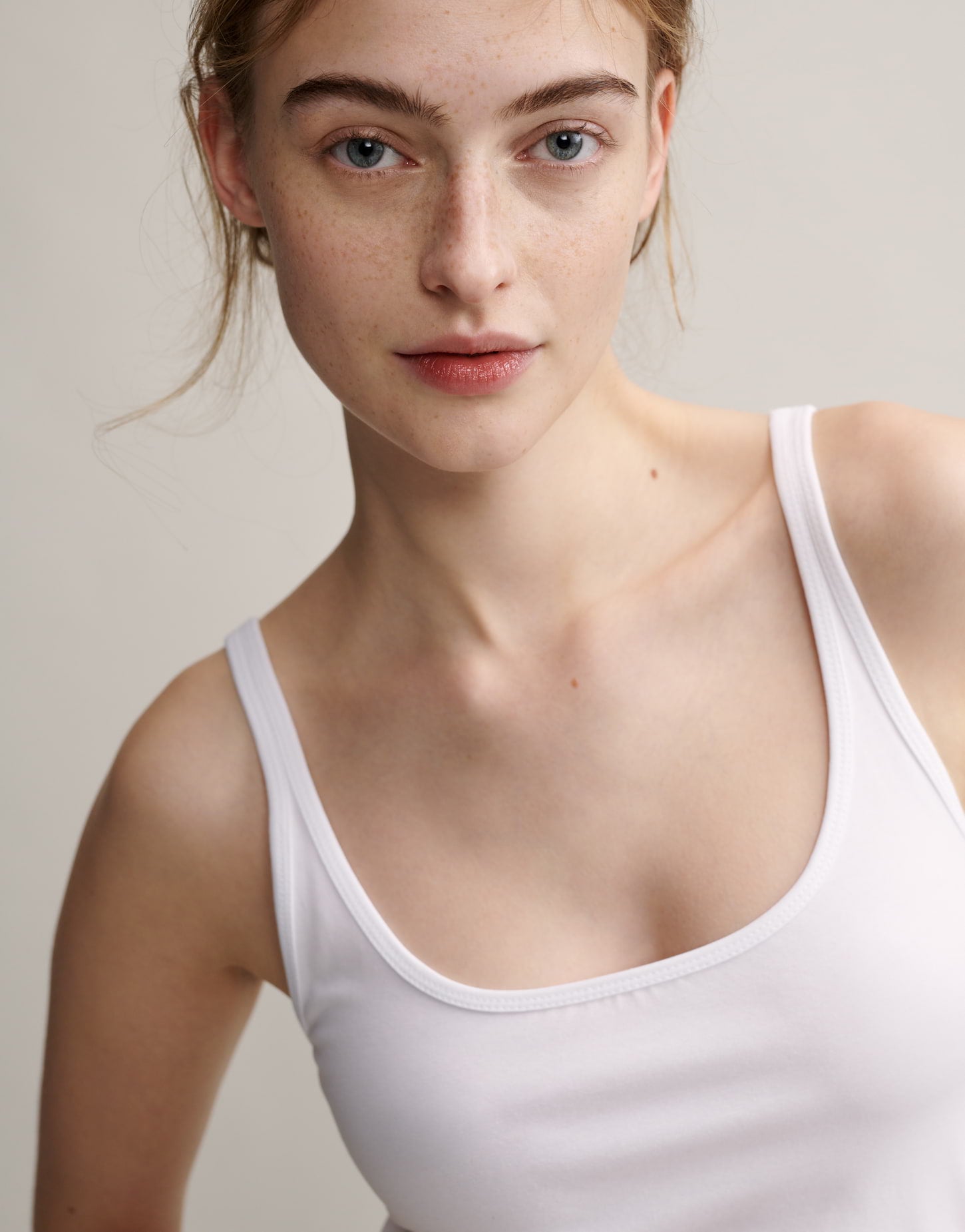 Ina (White)