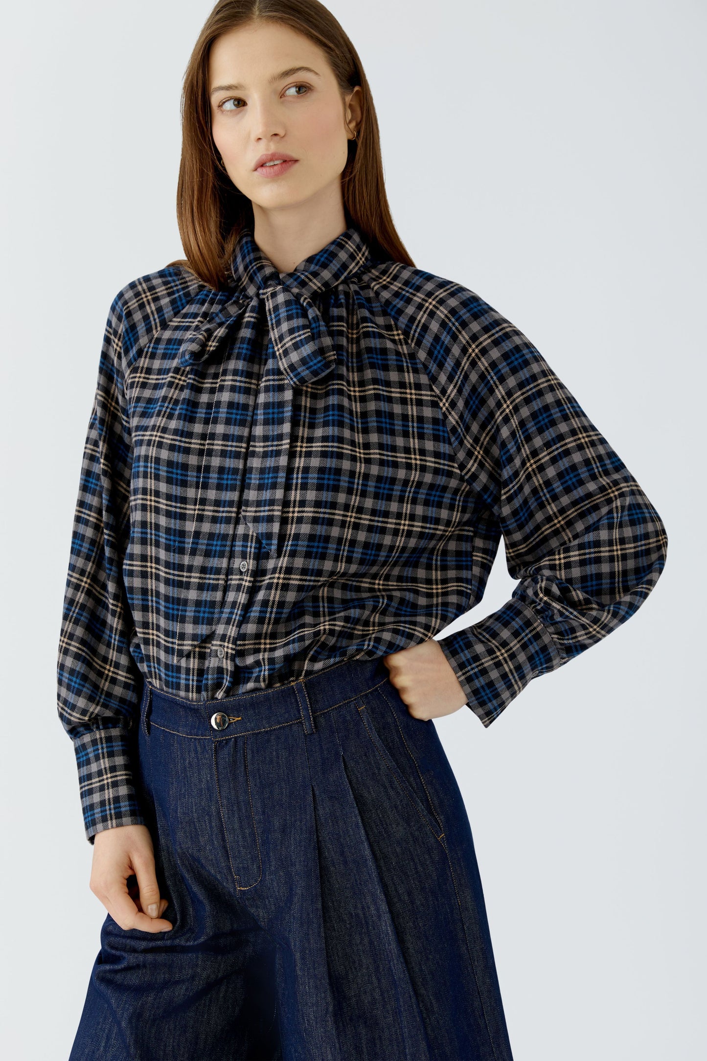 Bluse (Dk Blue Camel)