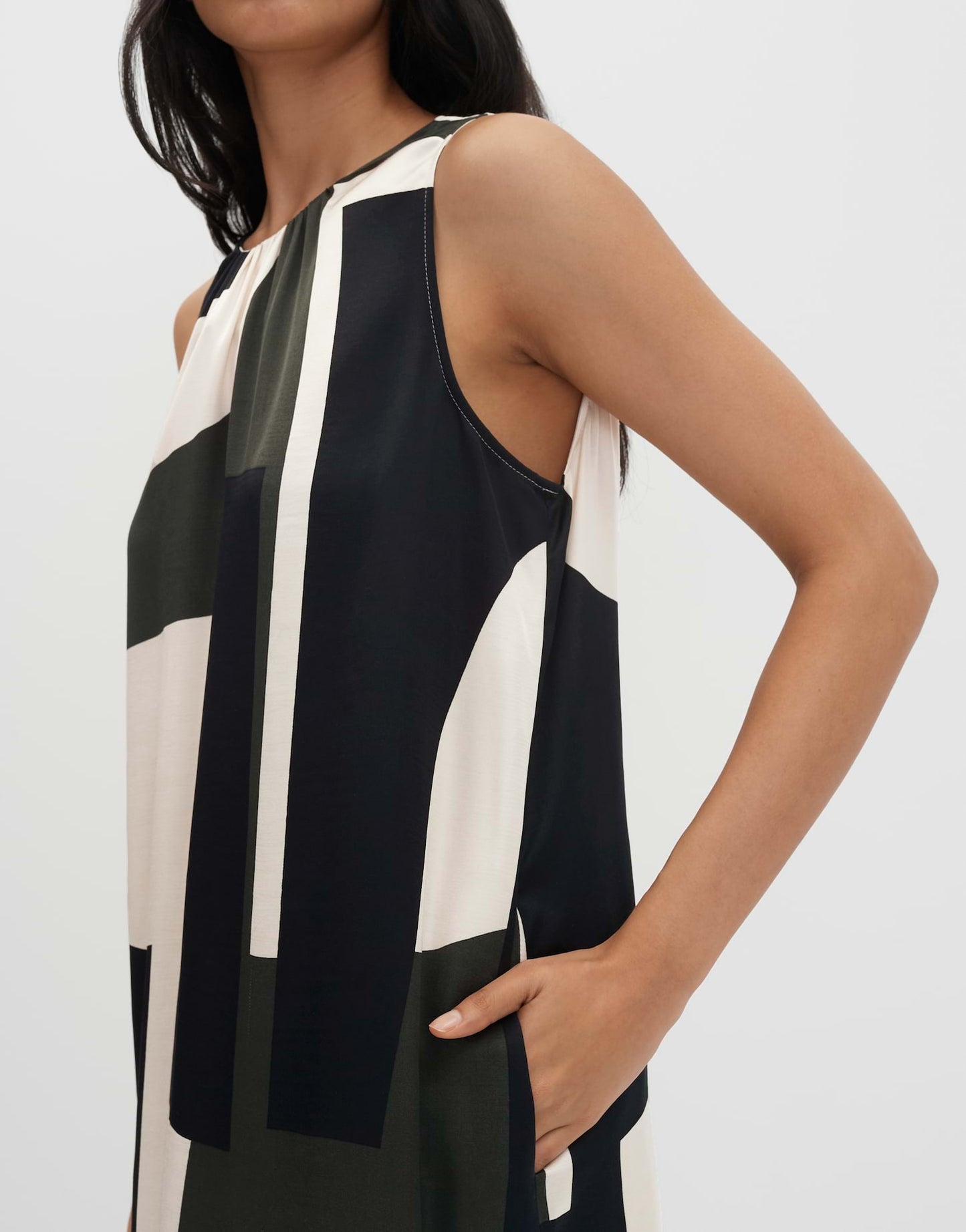 Quileena (Midnight Olive)