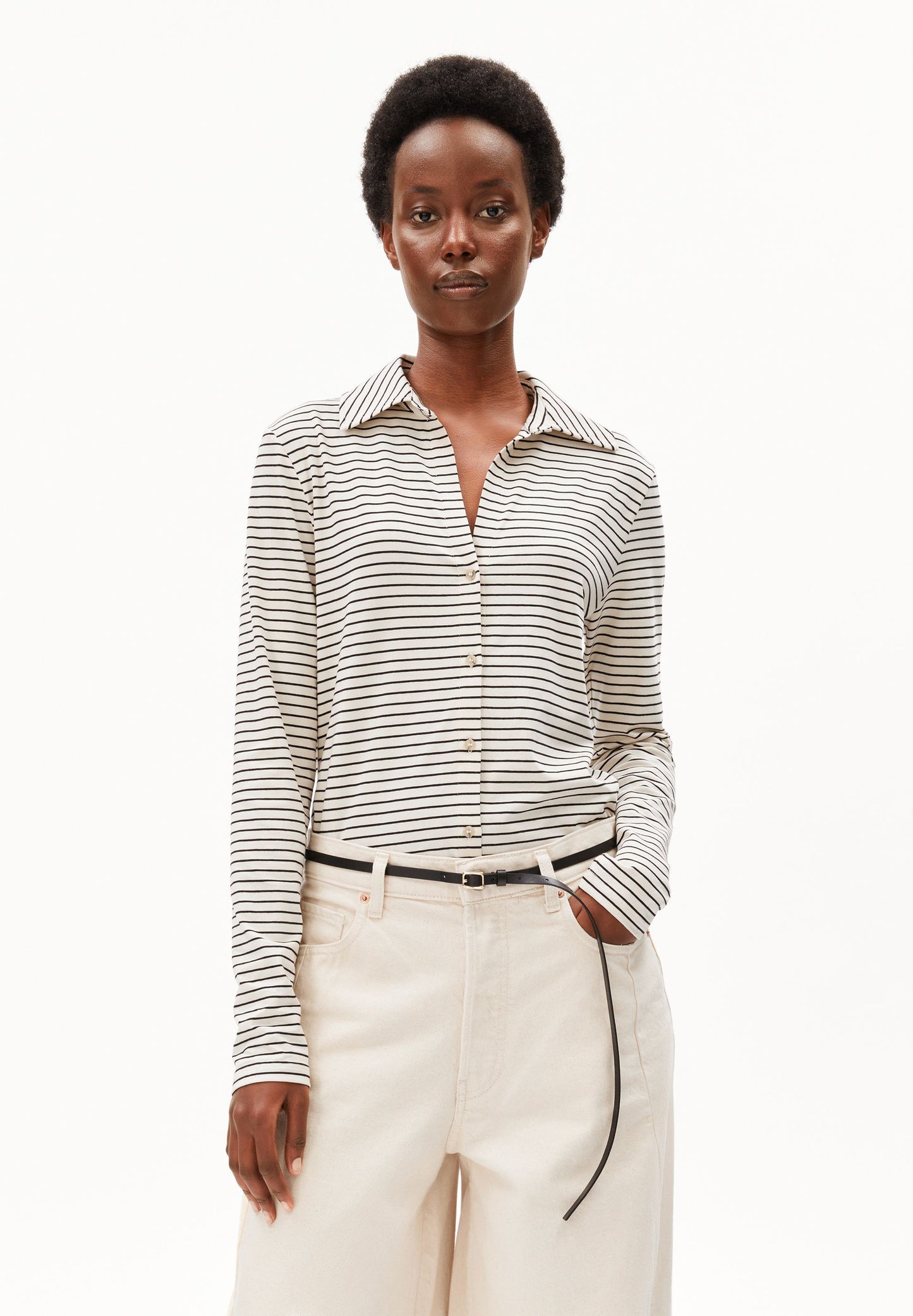 Nalaannia Stripe Blouse (Oatmilk-black)
