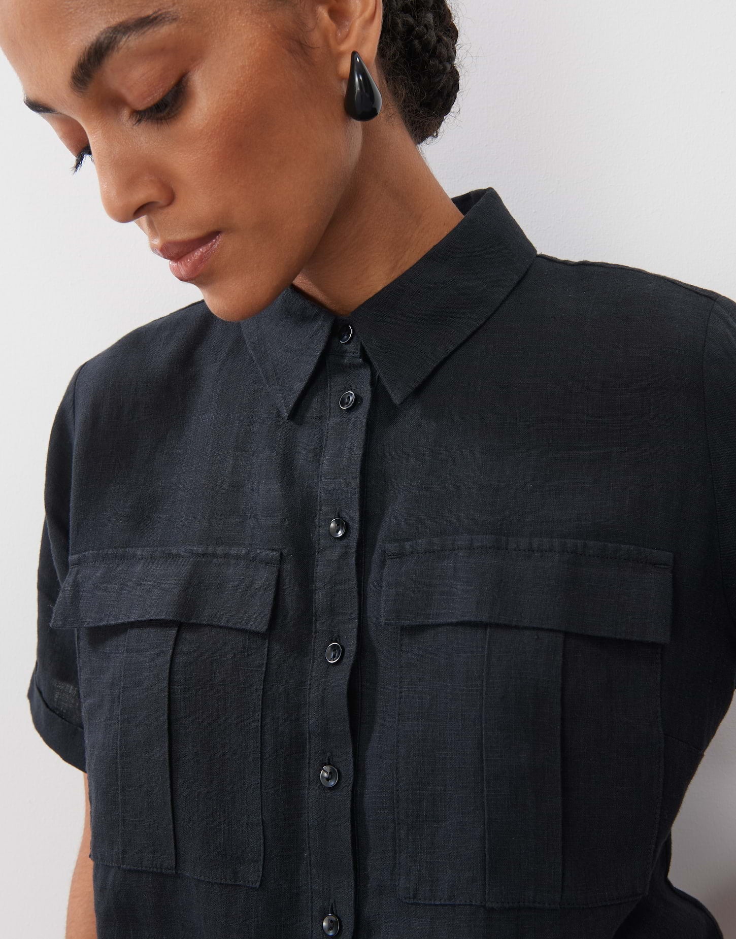 Quinty linen (Black)