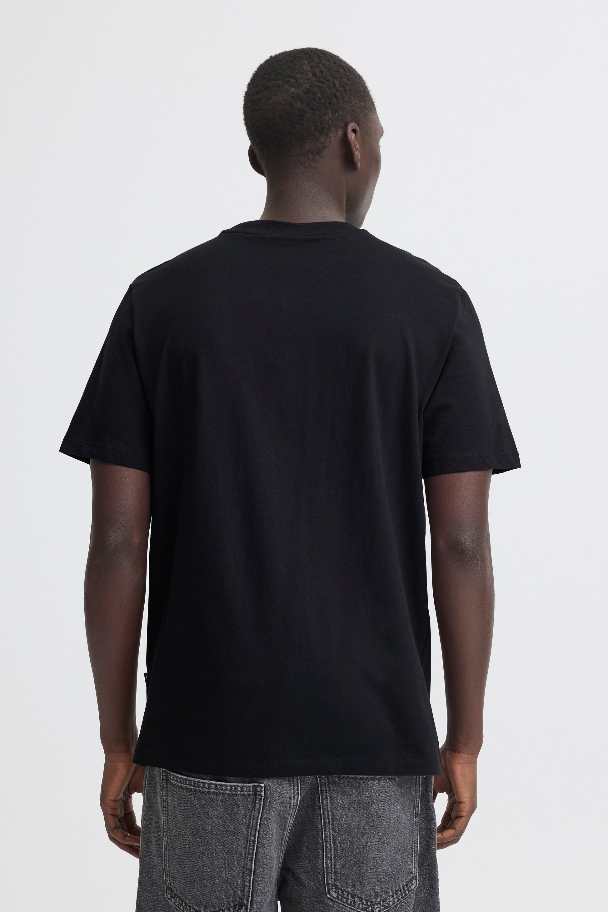 Bhkaan Emb S/s Tee (Black Beau)