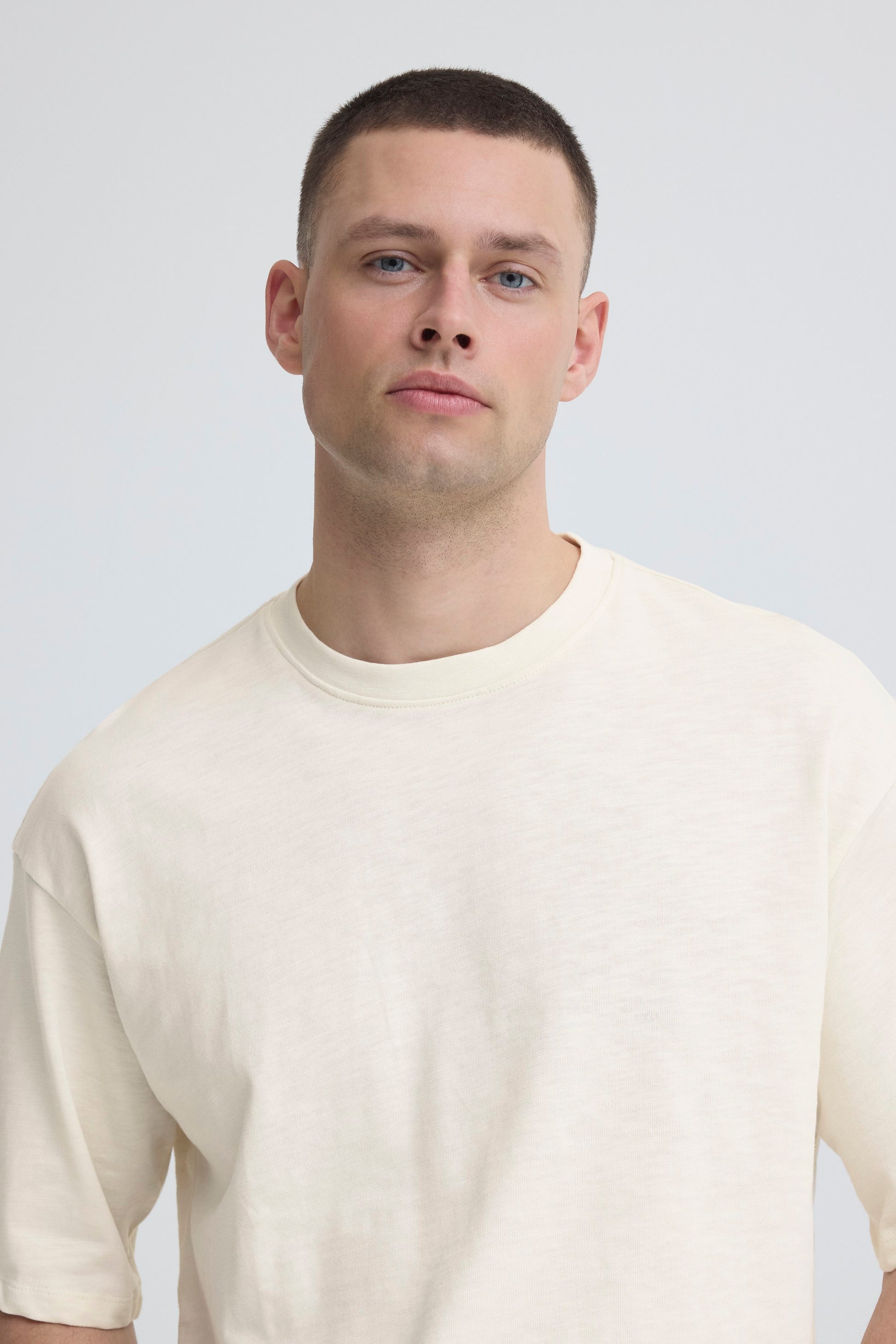 Bhkarim Graphic S/s Tee (Vanilla Ic)