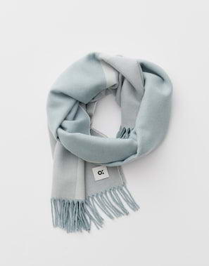 Aglinda scarf