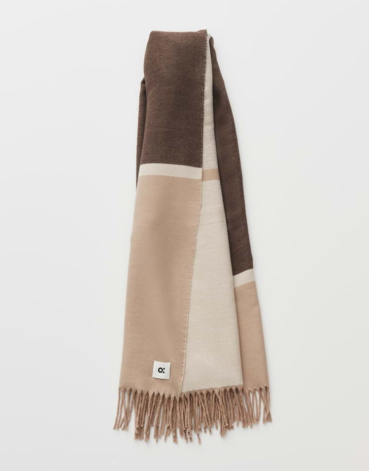 Aglinda scarf
