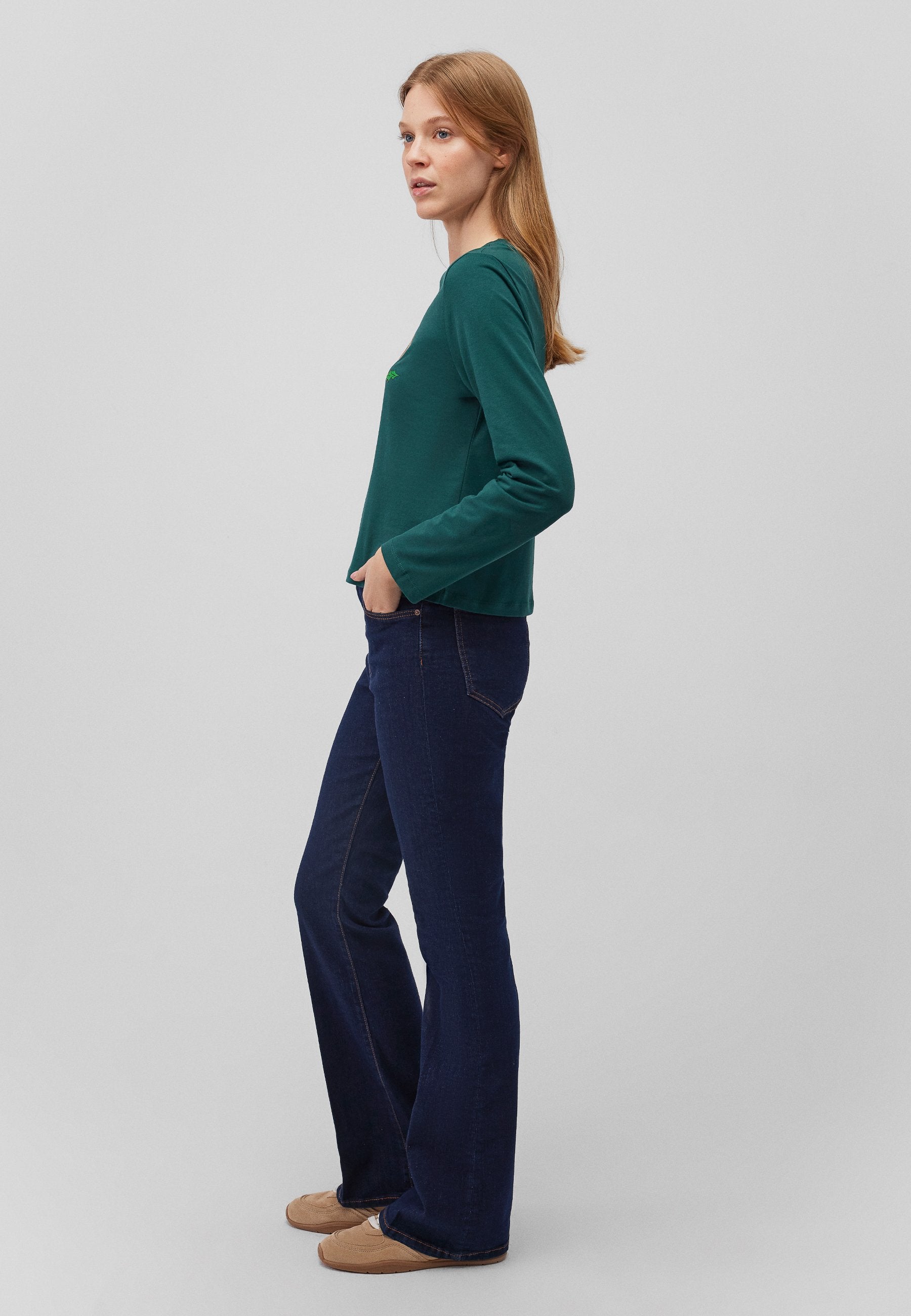 Cuteness Longsleeve (June Bug)