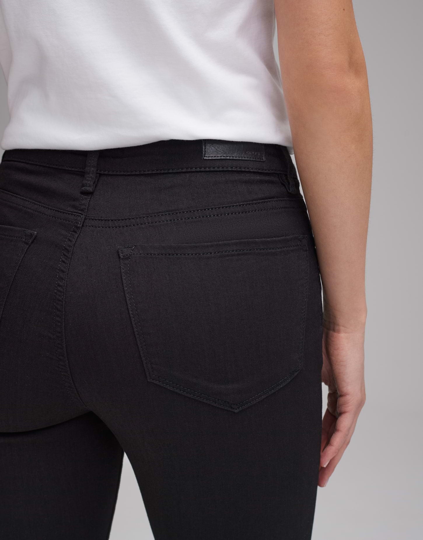 Elma black (Black)