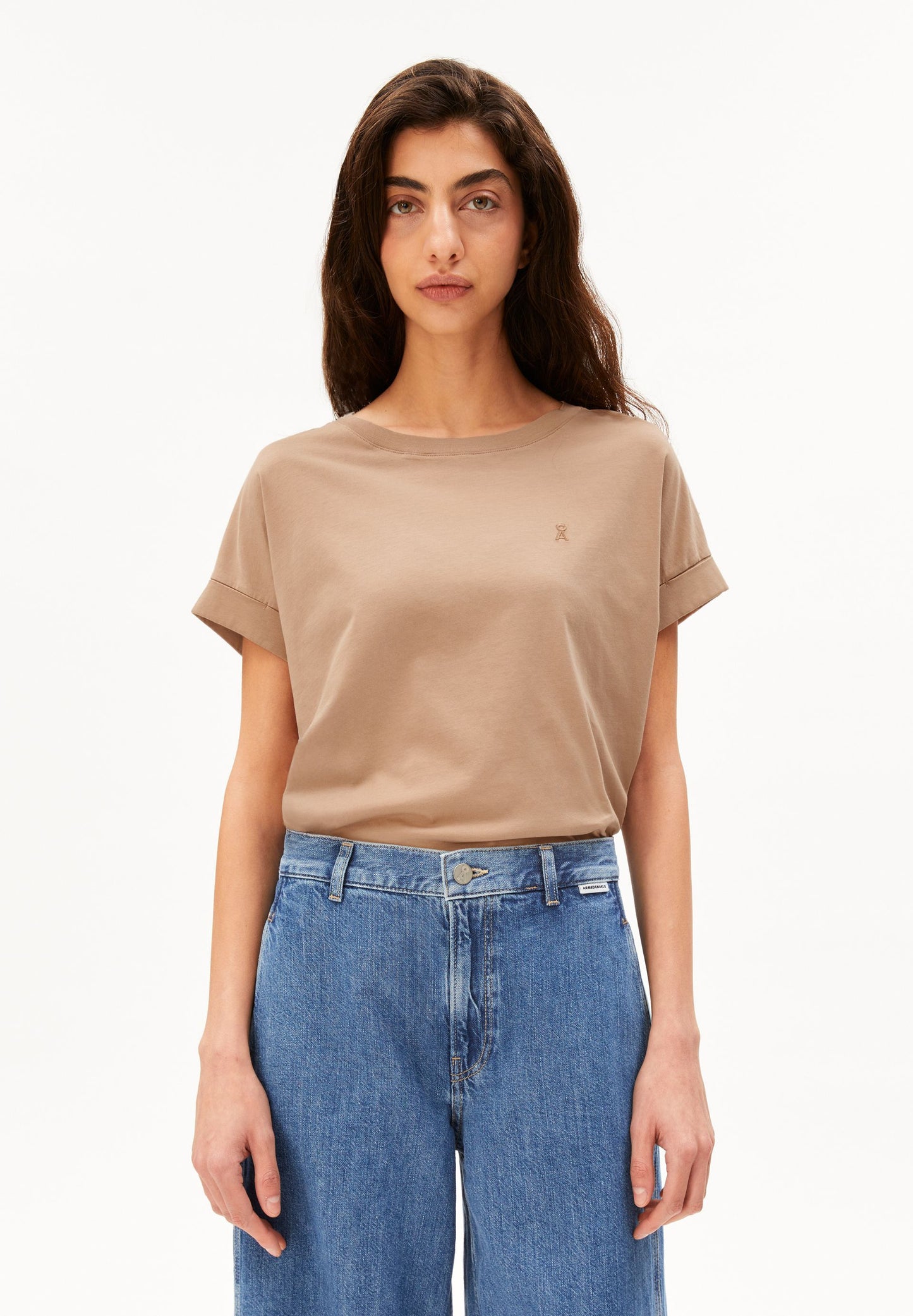 Idaara T-shirt (True Camel)