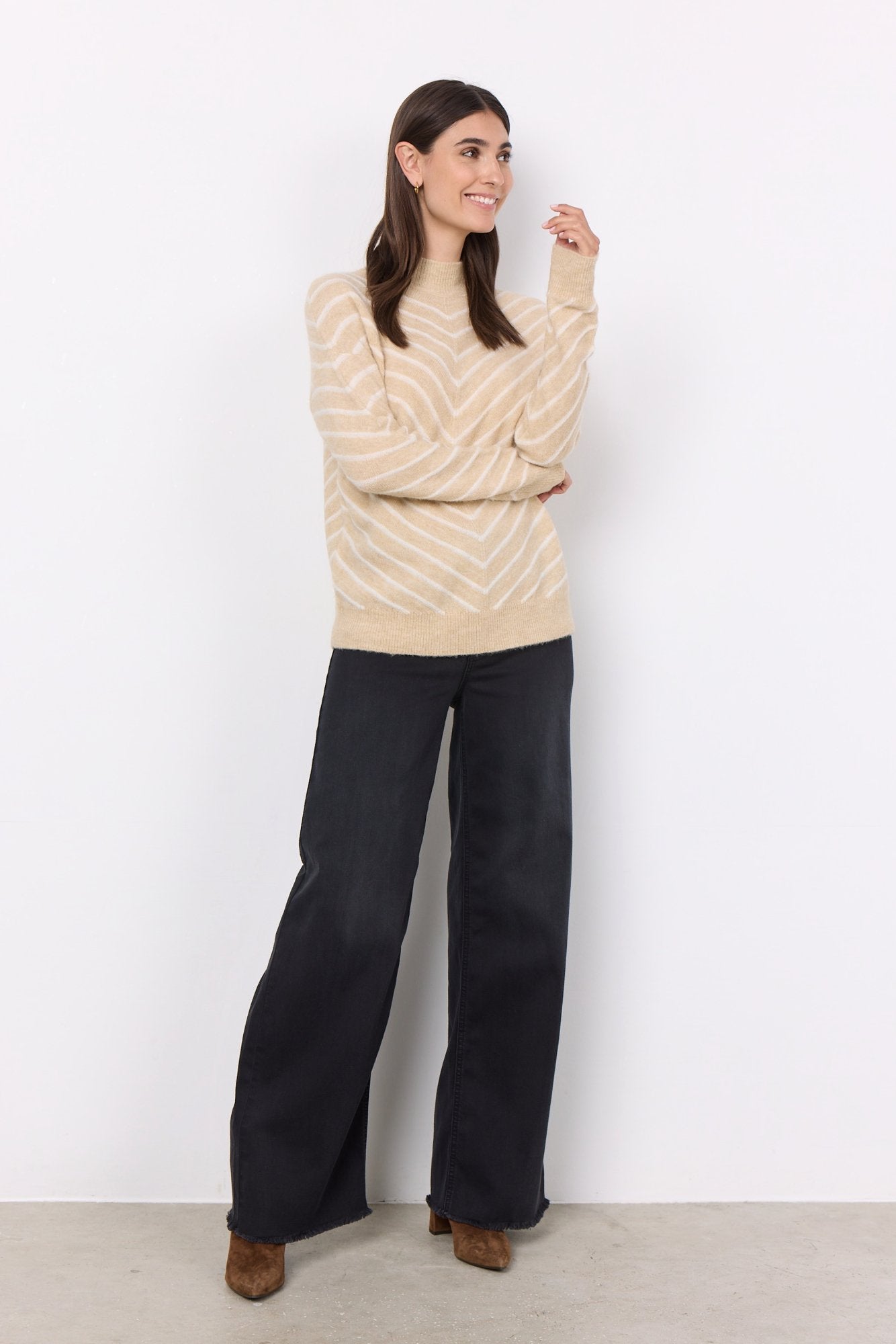 Sc-nessie Stripe 53 (98008c 98008c Sand M)