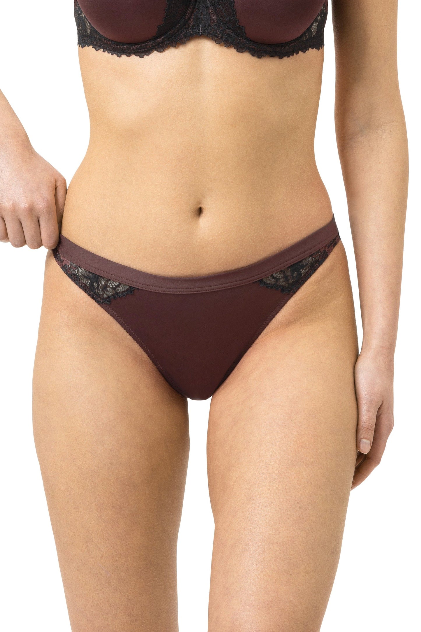 Brasil (Hot Maroon)