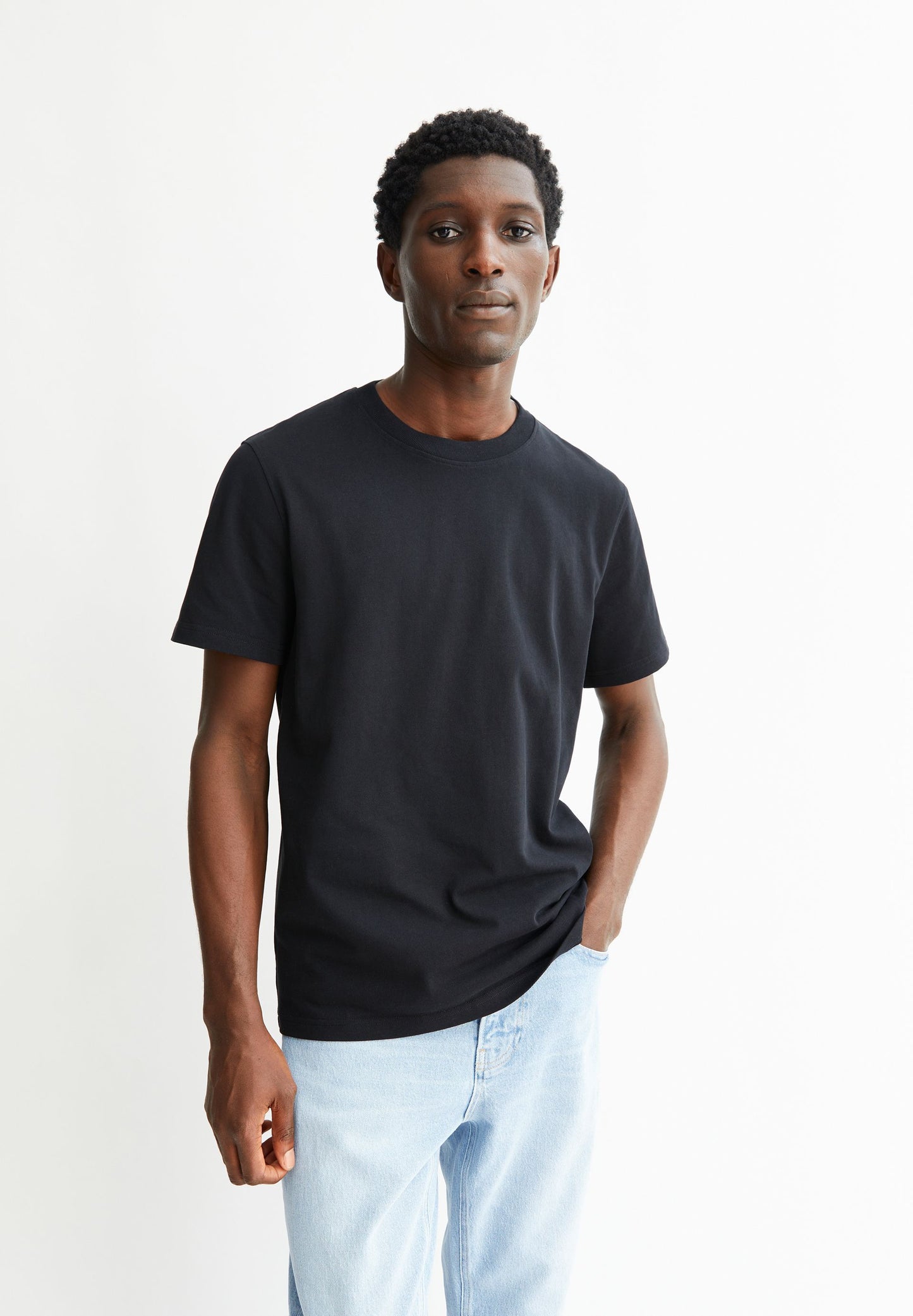 Maarkos Mid Weight T-shirt (Black)